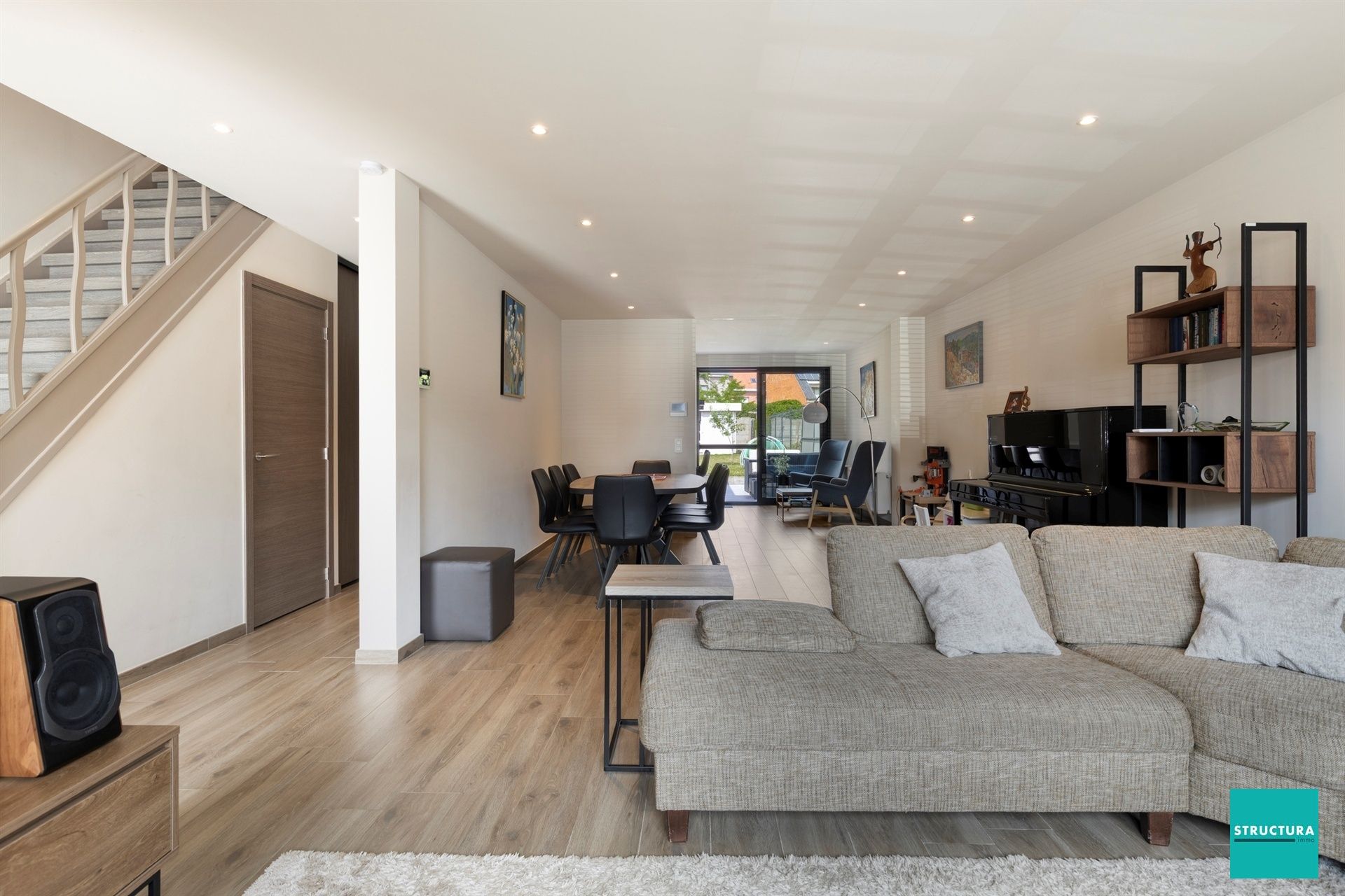 Gerenoveerde, energiezuinige woning in het centrum foto 3