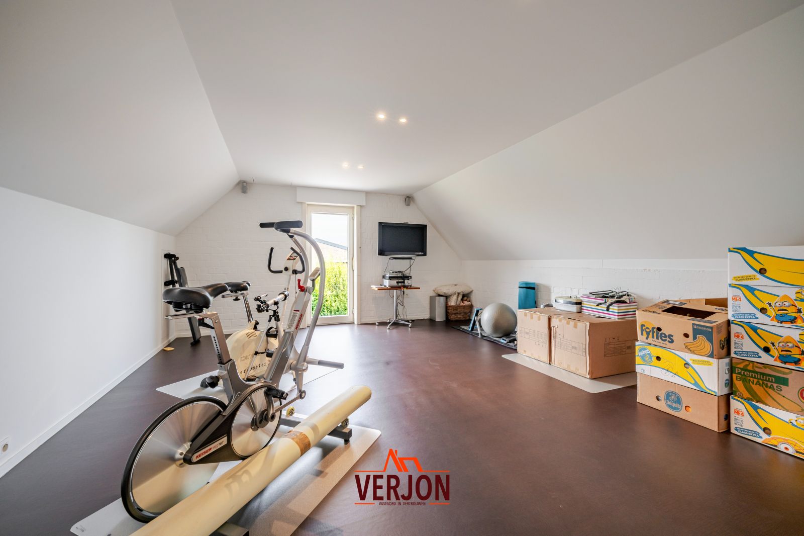 Kijkdag 11/10/2025 tussen 11 en 12 uur! Exclusieve woning met hangaar en luxueuze leefruimtes foto 33