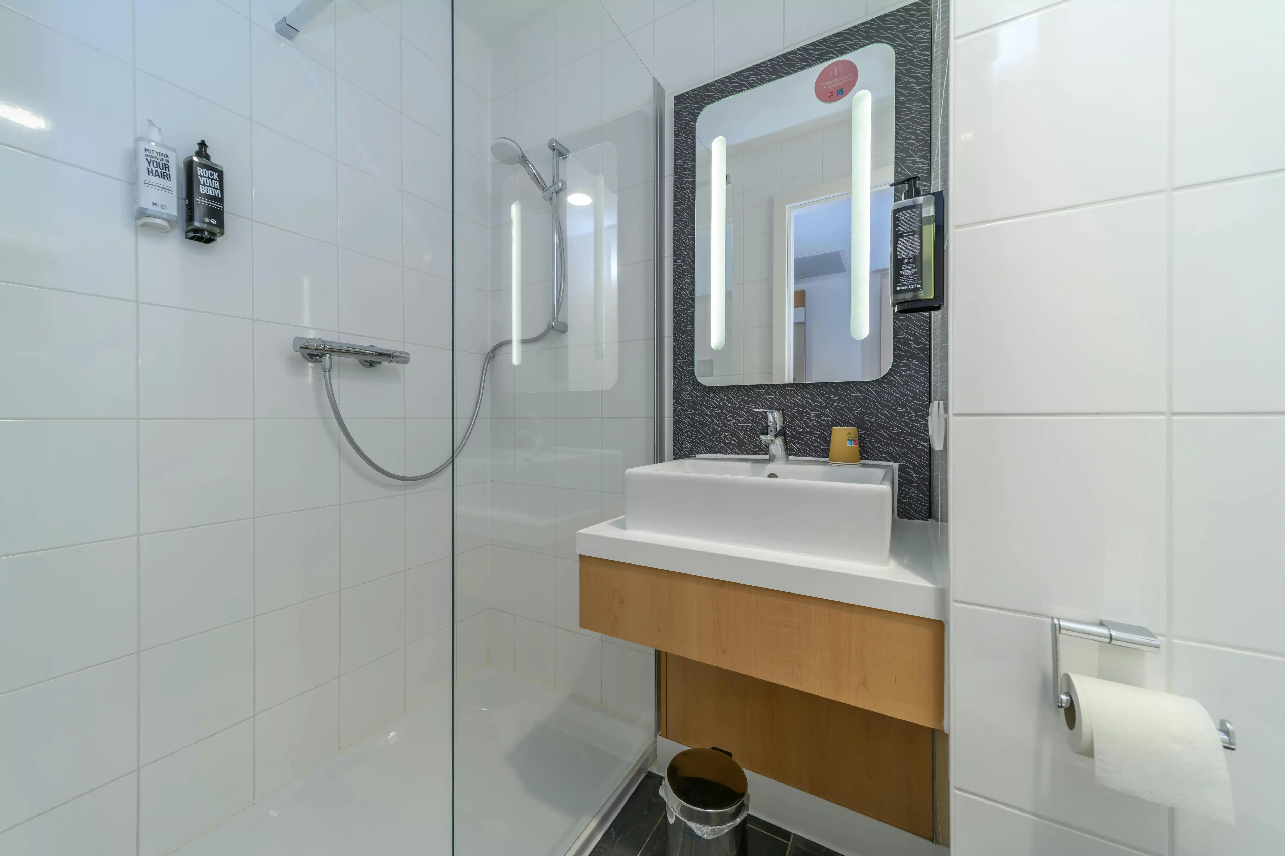 Hotelkamer te koop in Ibis De Panne foto 7