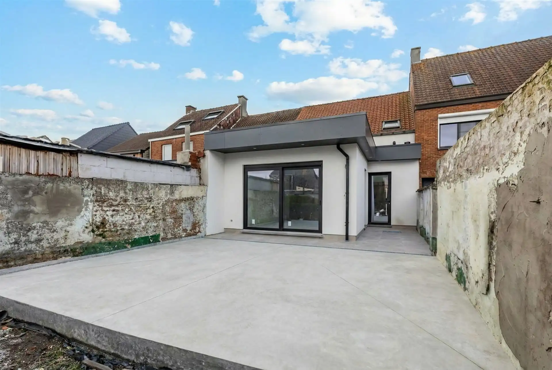 Gerenoveerde woning met 3 slaapkamers in De Klinge  foto 2