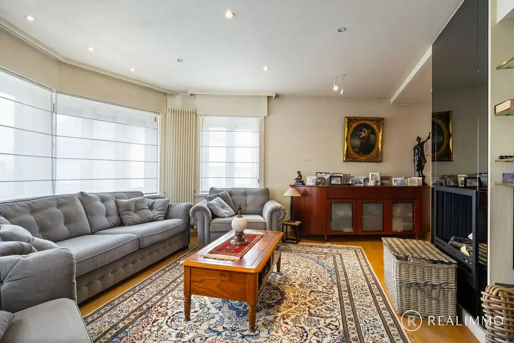 Veelzijdig handelspand met woonst op topligging in hartje Moen foto 16