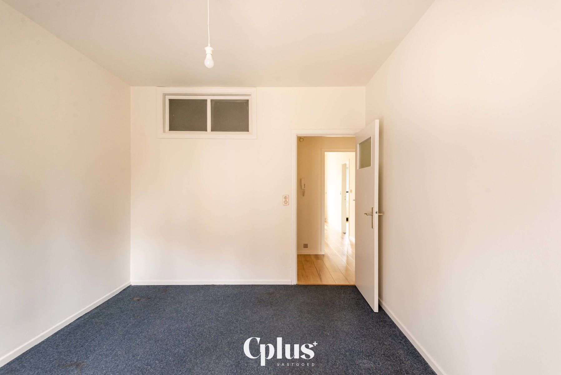 Tweeslaapkamer appartement nabij station - Te koop foto 9