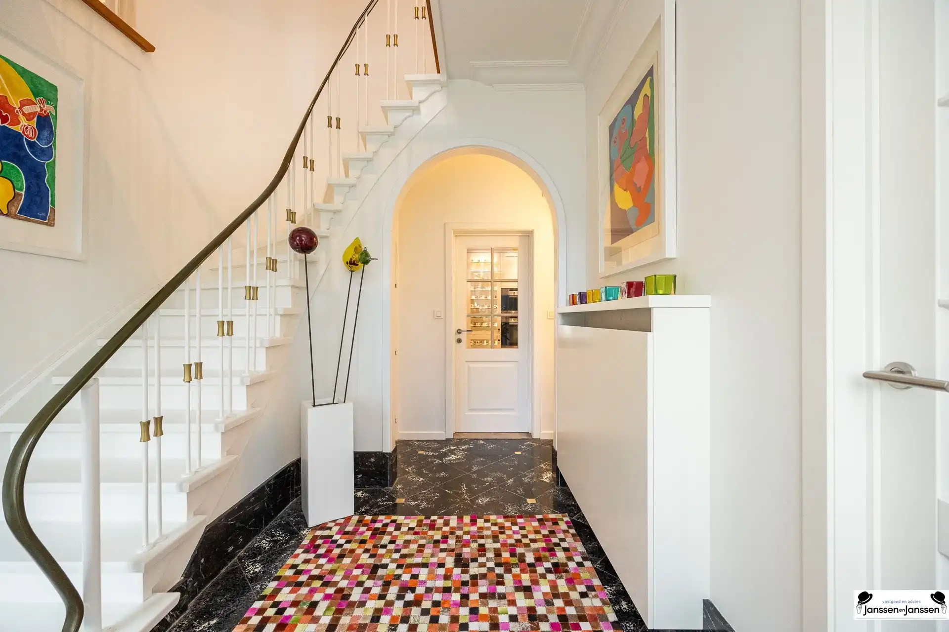 Charmante villa op toplocatie in hartje Ekeren foto 3