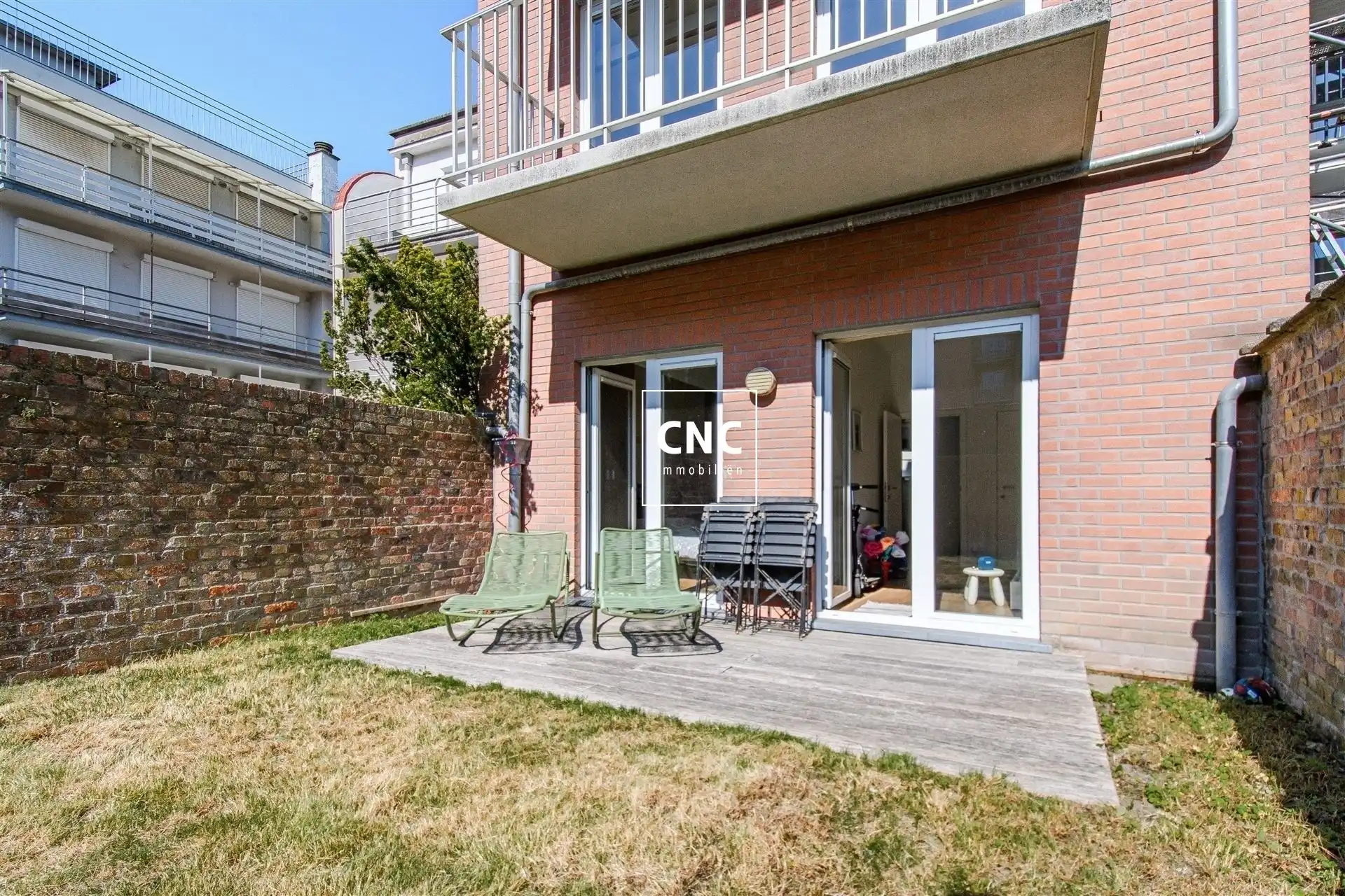 Gelijkvloers appartement met zonnige tuin nabij het centrum
 foto 11