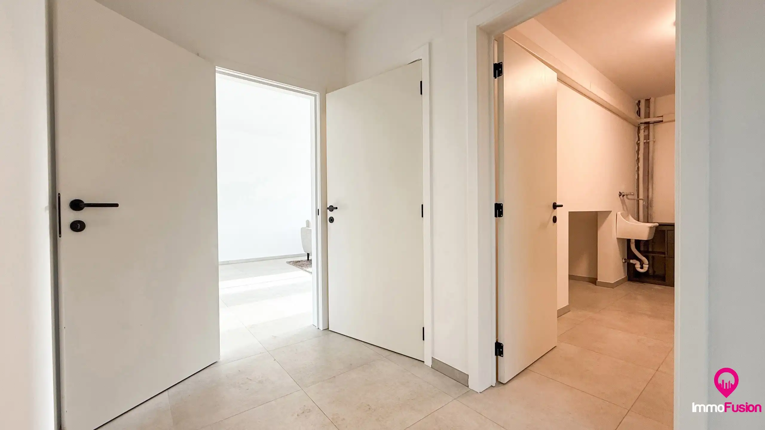 Moderne halfopen bebouwing met 3 slpks, airco en tuintje! foto 15