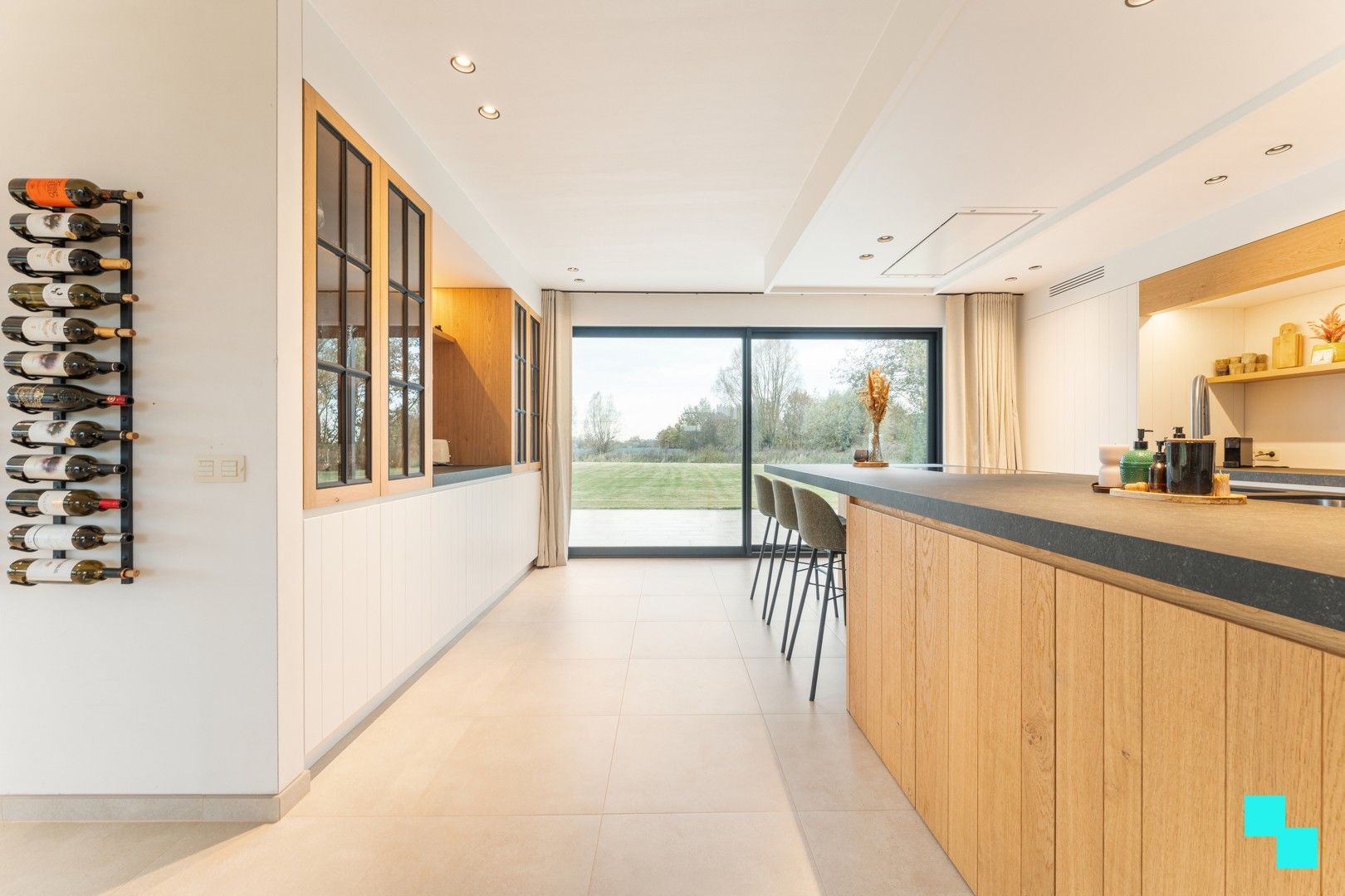 Landelijk gelegen te Ardooie: unieke nieuwbouwwoning (2023) met twee bijgebouwen op een perceel van 5.000 m² foto 10