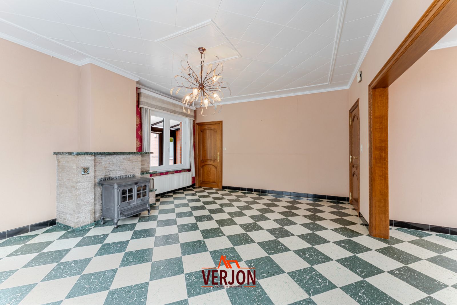 Alleenstaande woning met 440 m² opslagruimte in Kachtem! foto 7