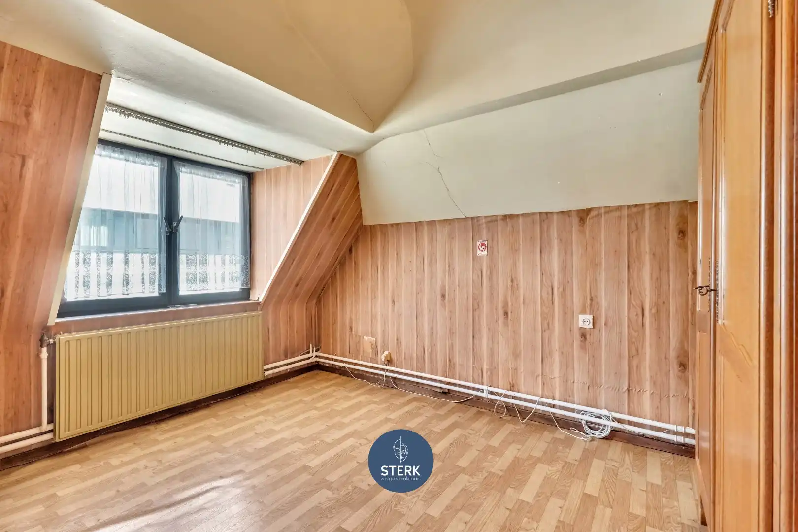GEZINSWONING MET VEEL POTENTIEEL OP EEN GELIEFDE LOCATIE TE NEERHAREN !  foto 15