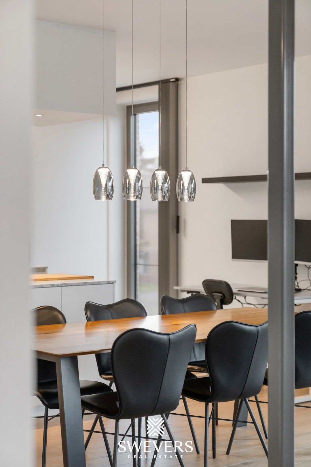 Trendy woning met 2 slpk, 2 bergingen en leuk terras (O) vlakbij centrum Zonhoven foto 8