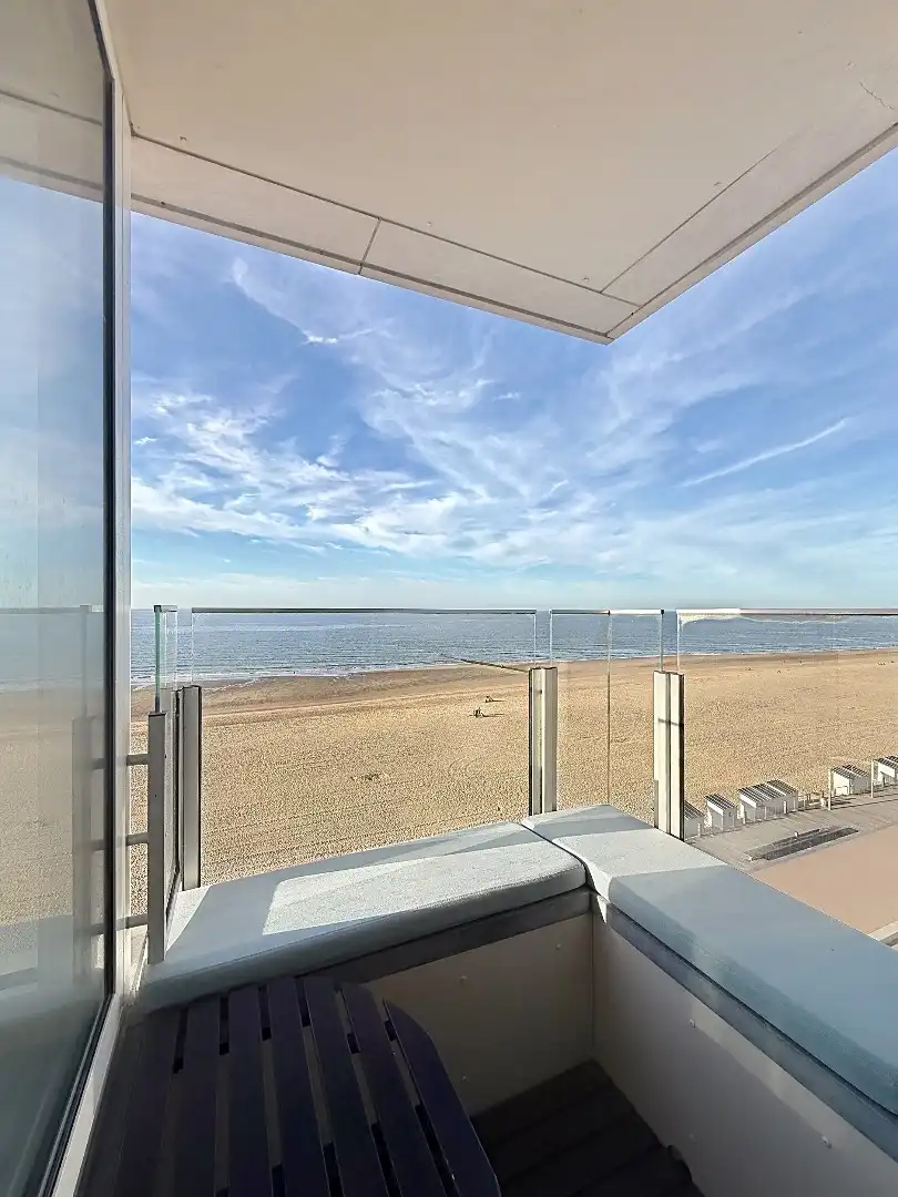 Ruim uniek ingericht appartement met Zeezicht in Oostende foto 9