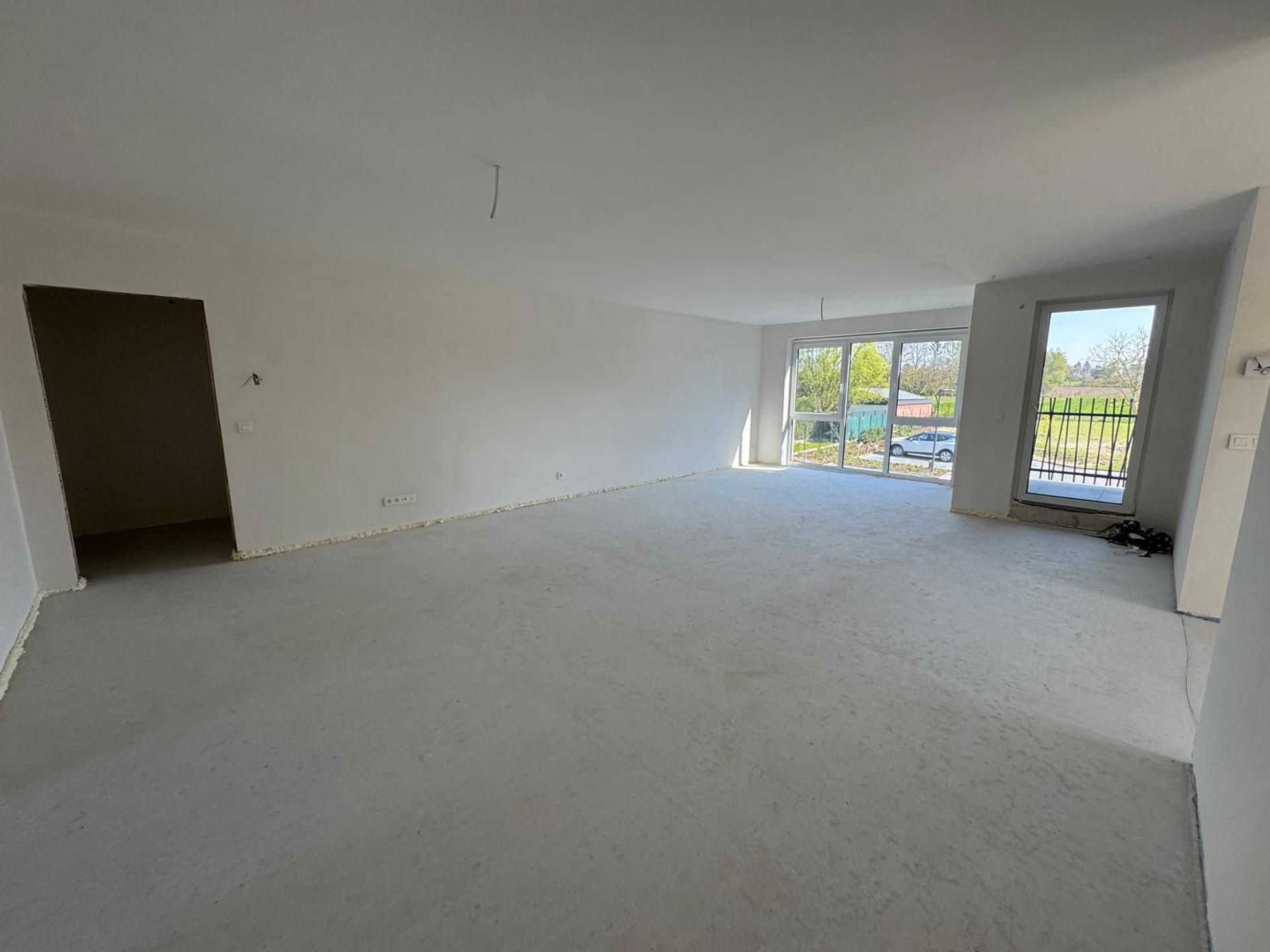 Tweeslaapkamer appartement op de eerste verdieping foto 5