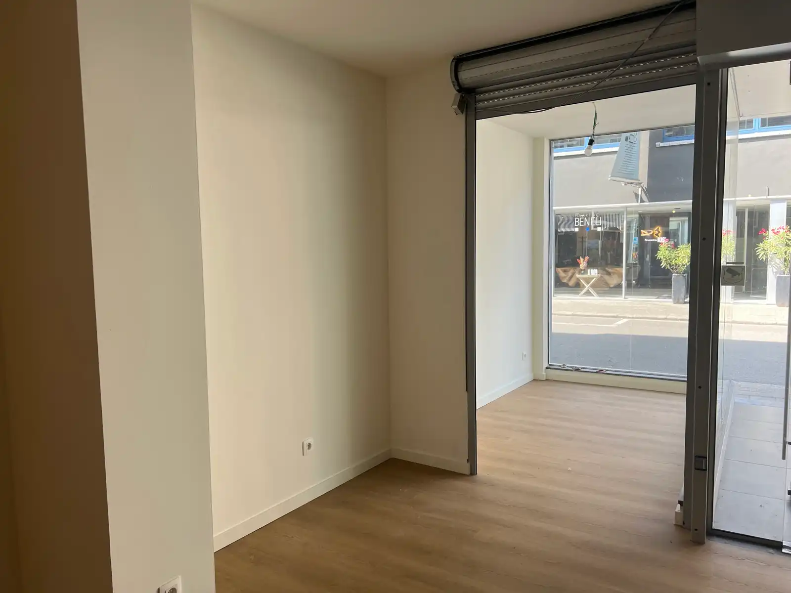 Vernieuwd Handelspand op toplocatie in Kontich foto 6