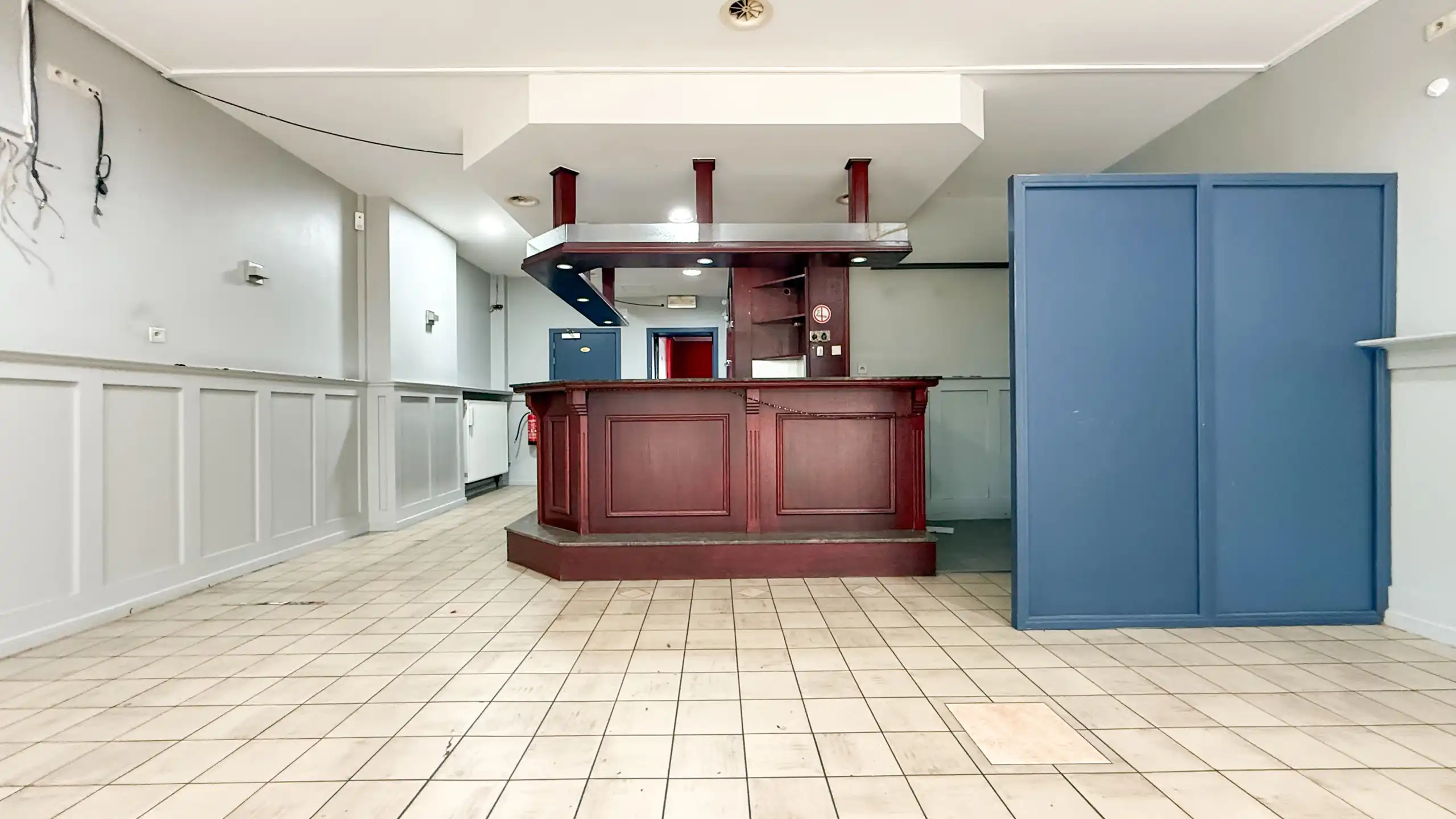 Karaktervol pand met 6 slpkms en renovatiepotentieel in HH ! foto 8