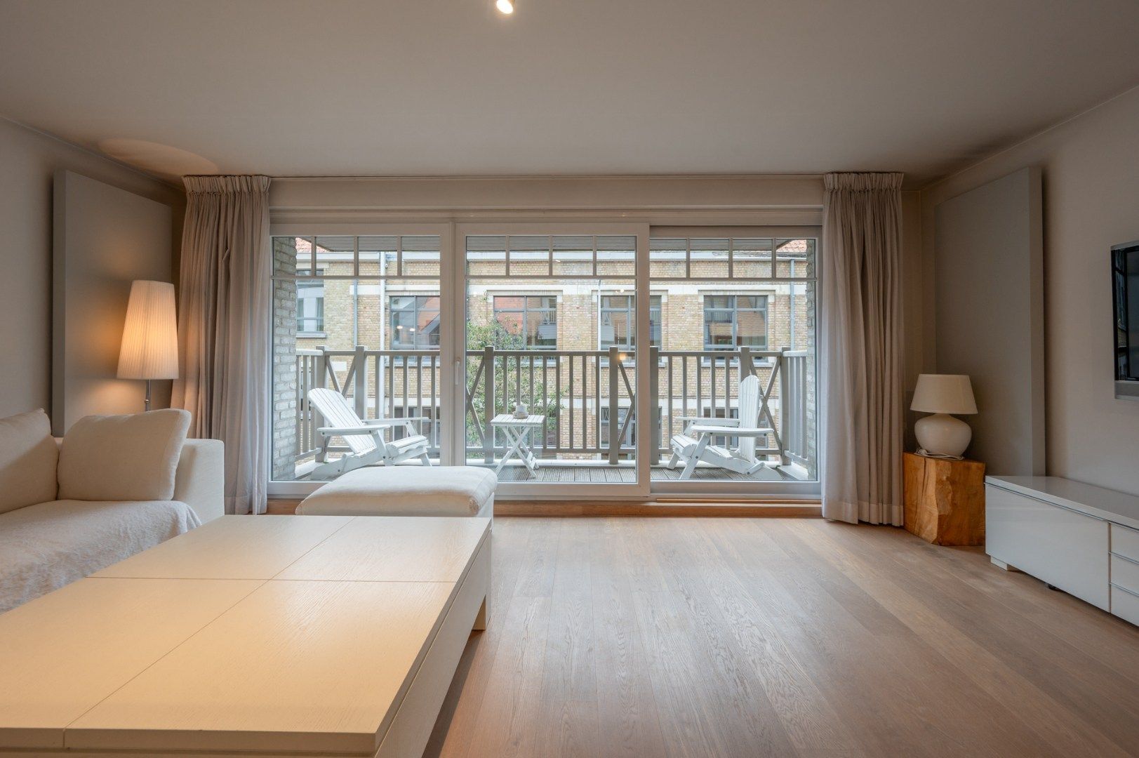 Mooi gemeubeld appartement op een rustige ligging, op wandelafstand van de Lippenslaan foto 8