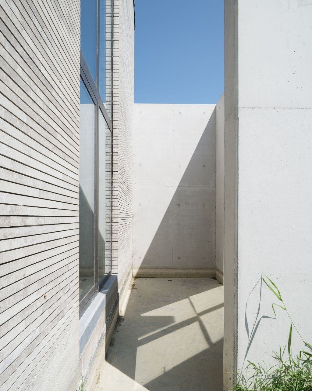 Architecturale casco-nieuwbouw bestaande uit een uitzonderlijke stapelwoning met onderliggende garage en adembenemende zichten over de Scheldevallei. foto 10