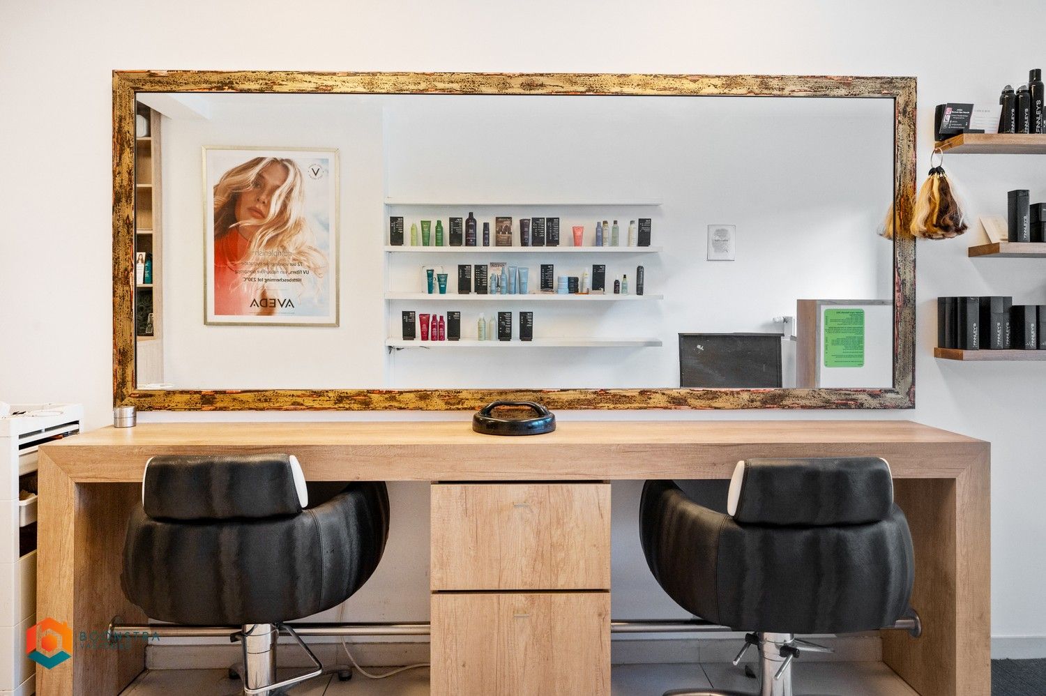 Handelszaak met tuin foto 4