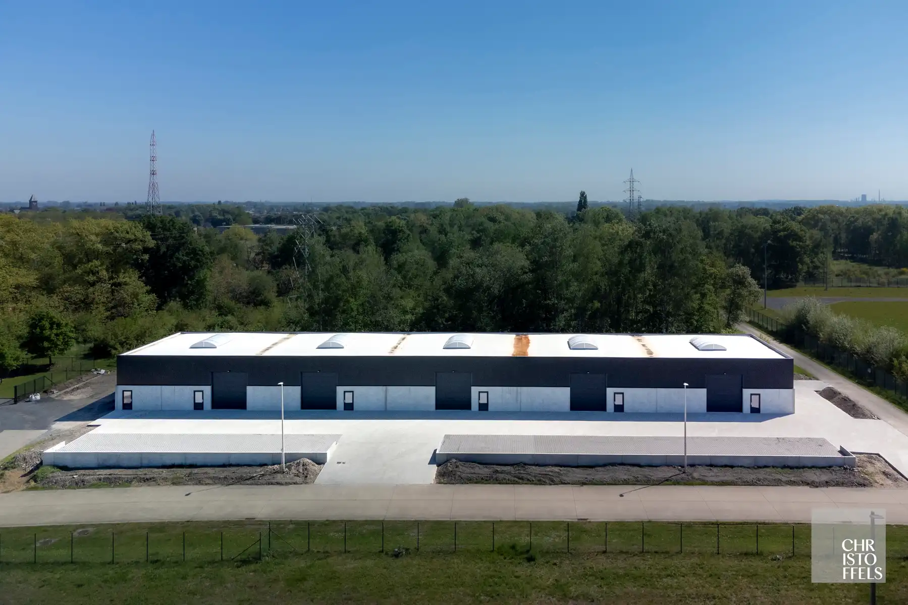NOG SLECHTS 1 UNIT BESCHIKBAAR - Nieuwe KMO-unit van 225m²  foto 5