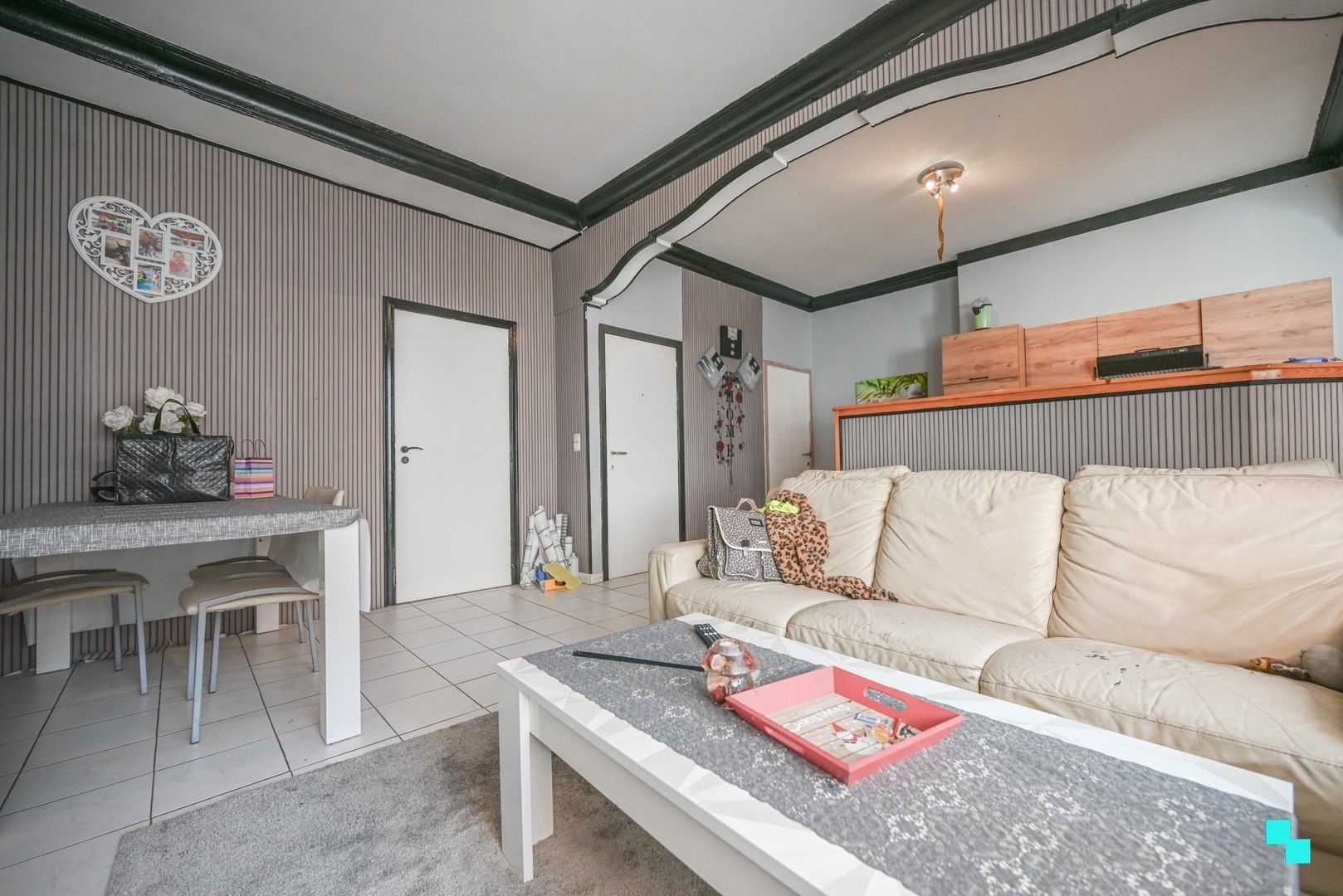 Appartementsgebouw met 3 verhuurde entiteiten in hartje Izegem foto 5