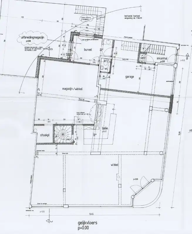 Handelspand met uitzonderlijke visibiliteit & ruim appartement – Toplocatie foto 32