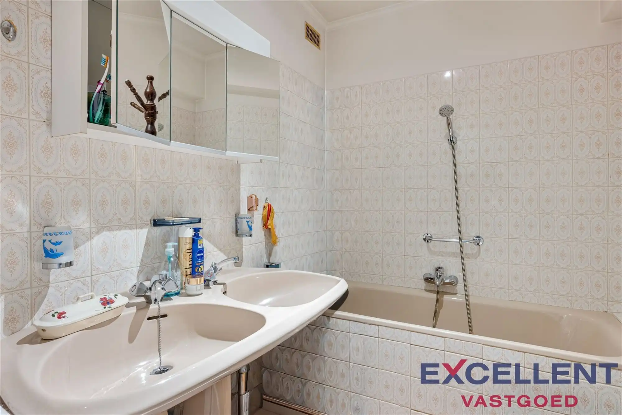 Centraal gelegen 2 slpk appartement op de Markt van Deinze  foto 11