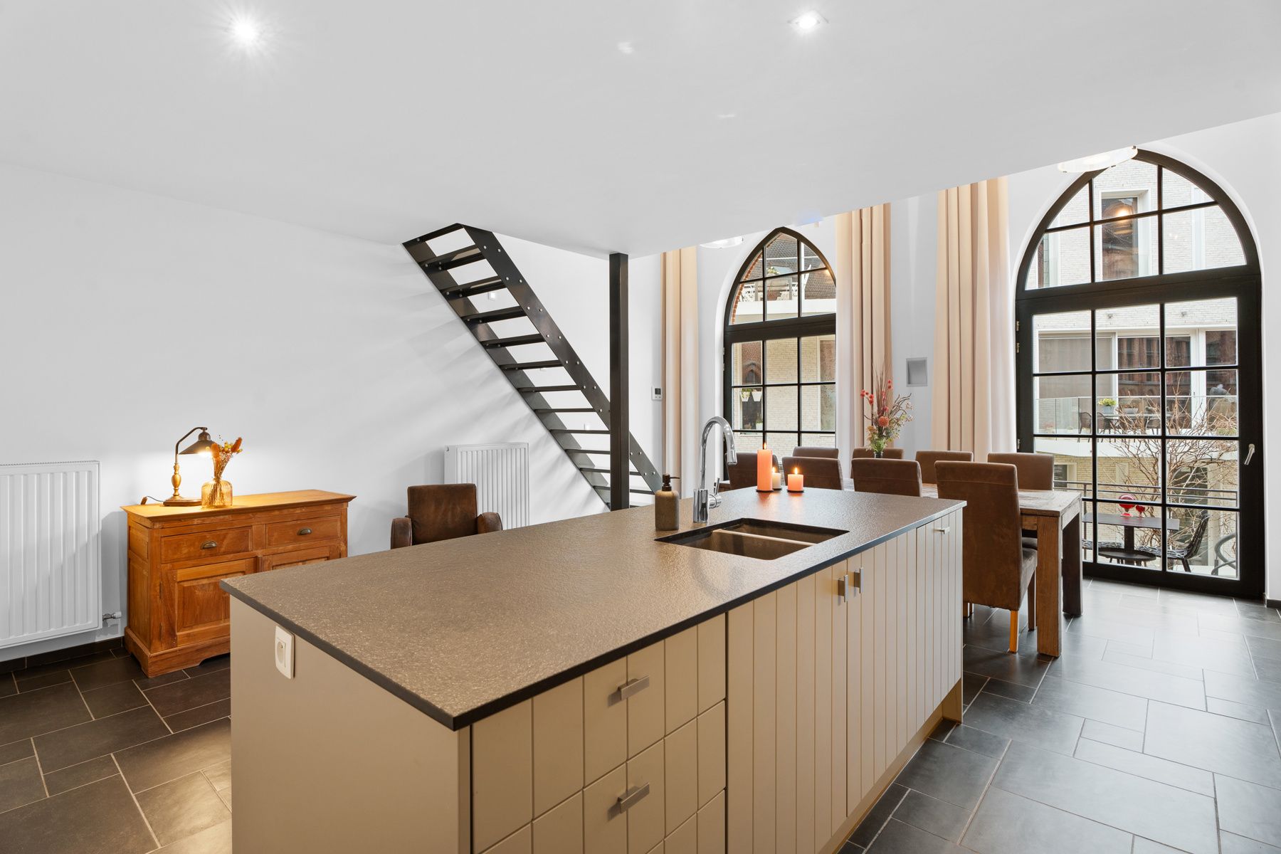 Historische triplex-loft in centrum Mechelen foto 5