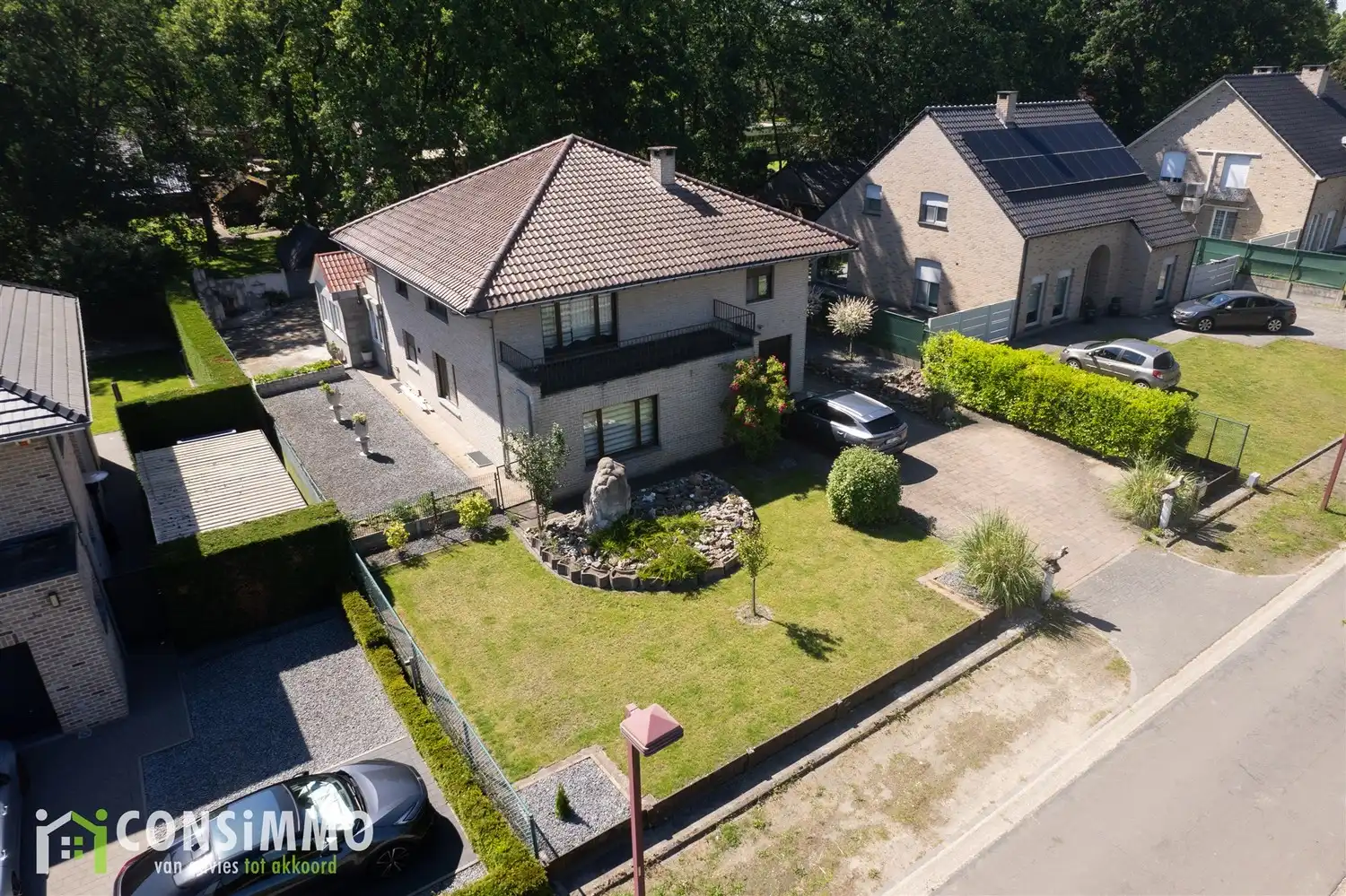 Karaktervolle villa met 4 slaapkamers op toplocatie in Bret-Gelieren foto 2