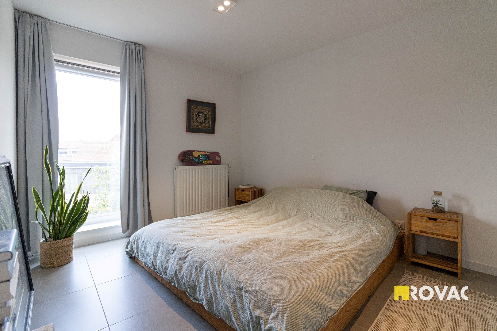 Rustig gelegen en instapklaar nieuwbouwappartement (93 m²) met ruim zonneterras (30 m²) en private autostaanplaats! foto 17