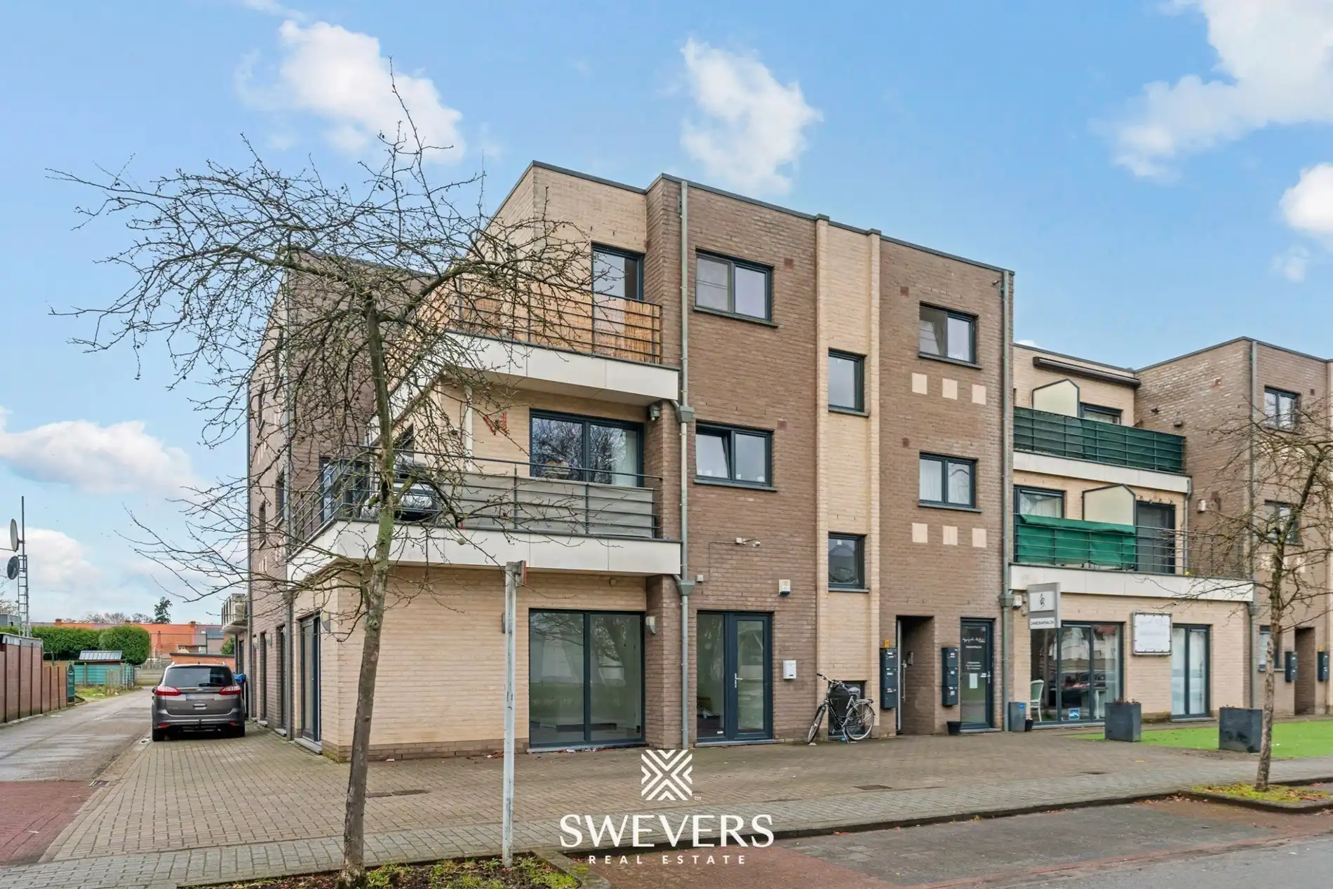 Instapklaar handelspand op toplocatie in Heusden-Zolder foto 12