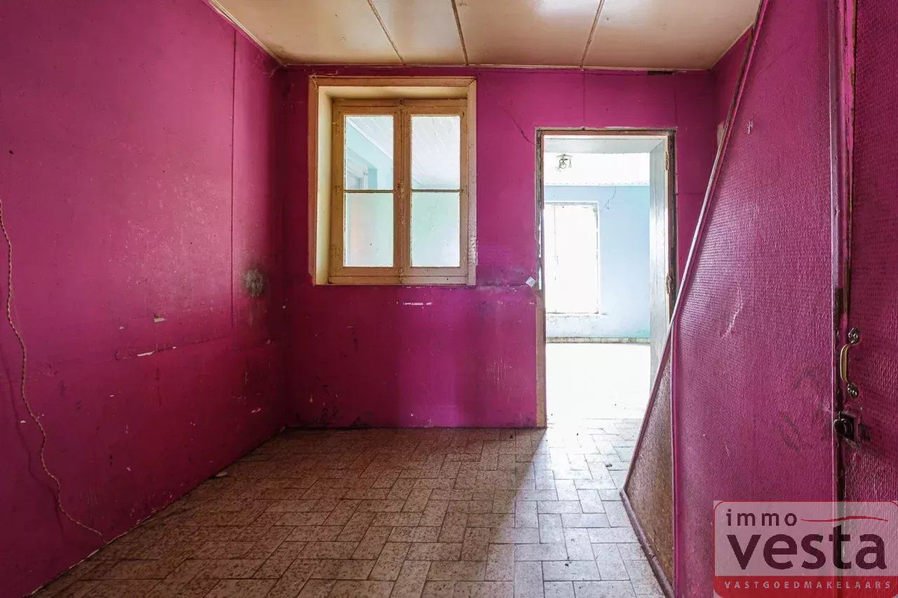 Te renoveren woning foto 8