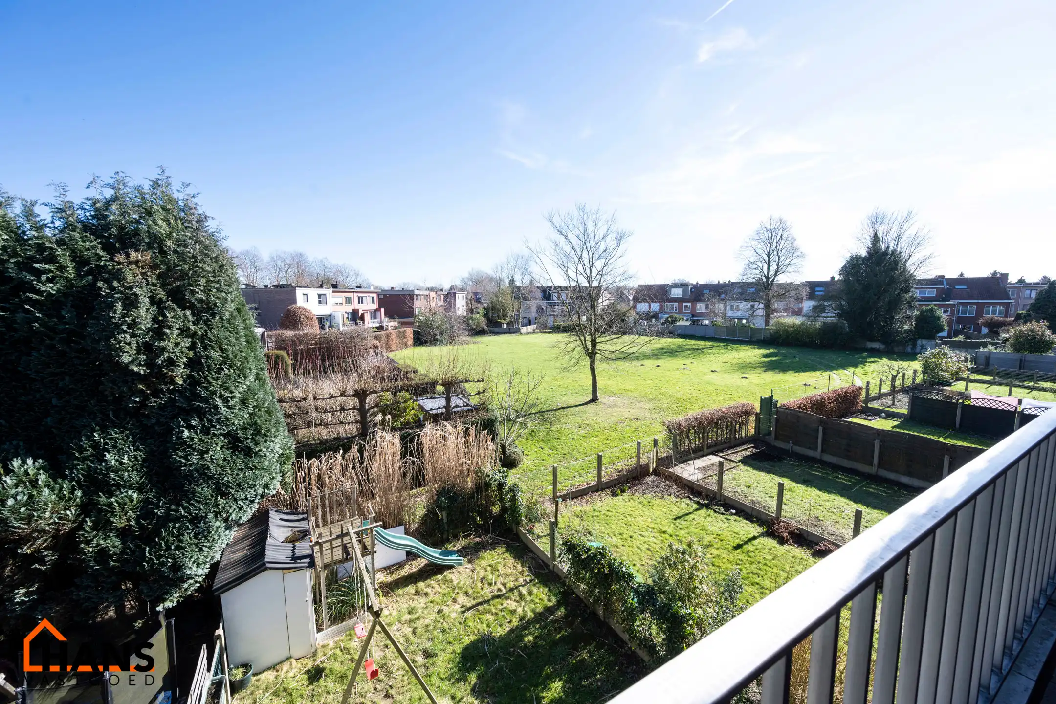 Ruim 2-slaapkamerappartement foto 14