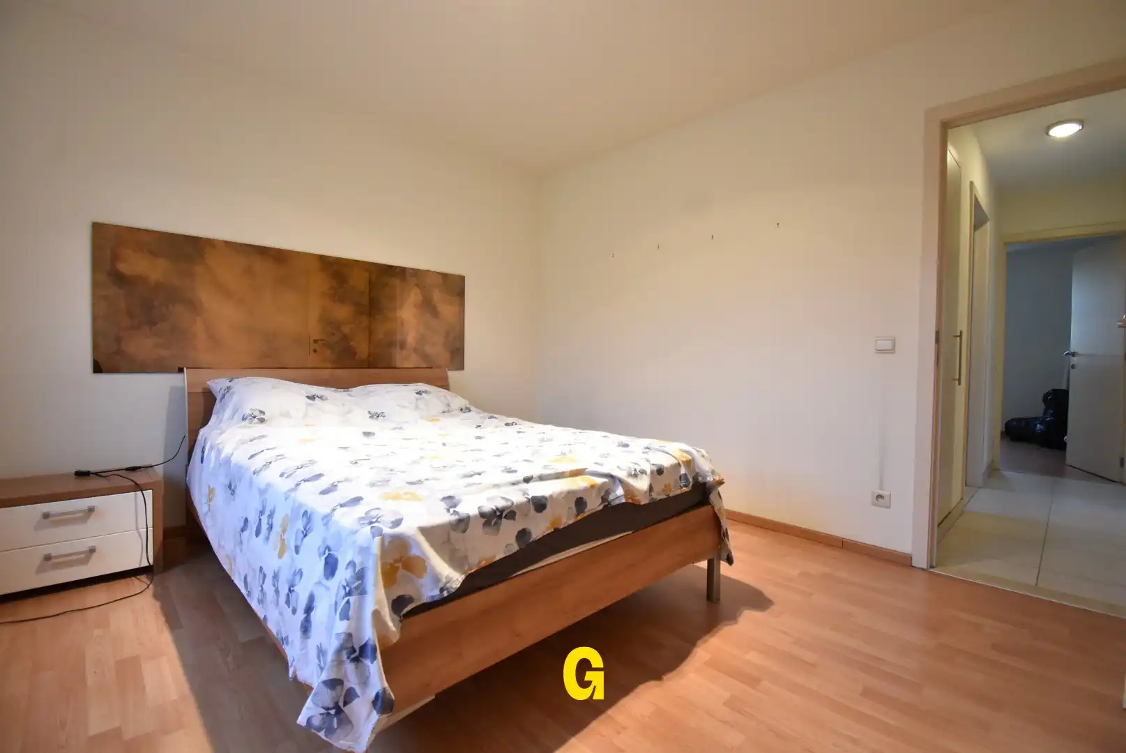 Ruim en degelijk appartement met twee slaapkamers, garage en kelderberging foto 17