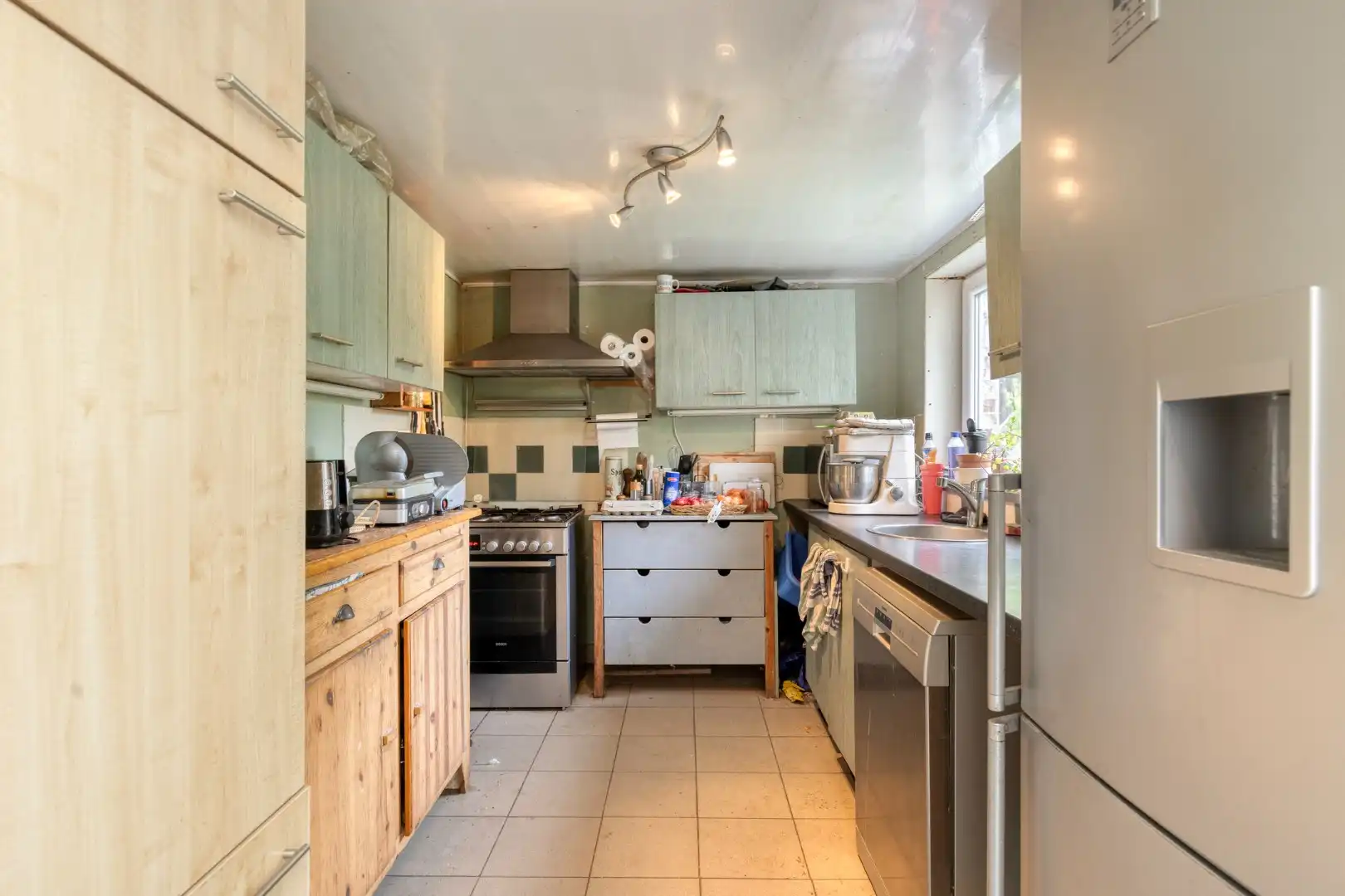 Halfopen bebouwing met 5 ruime slaapkamers, 2 badkamers, garage en tuin in Holsbeek – bewoonbare oppervlakte 214m² foto 9