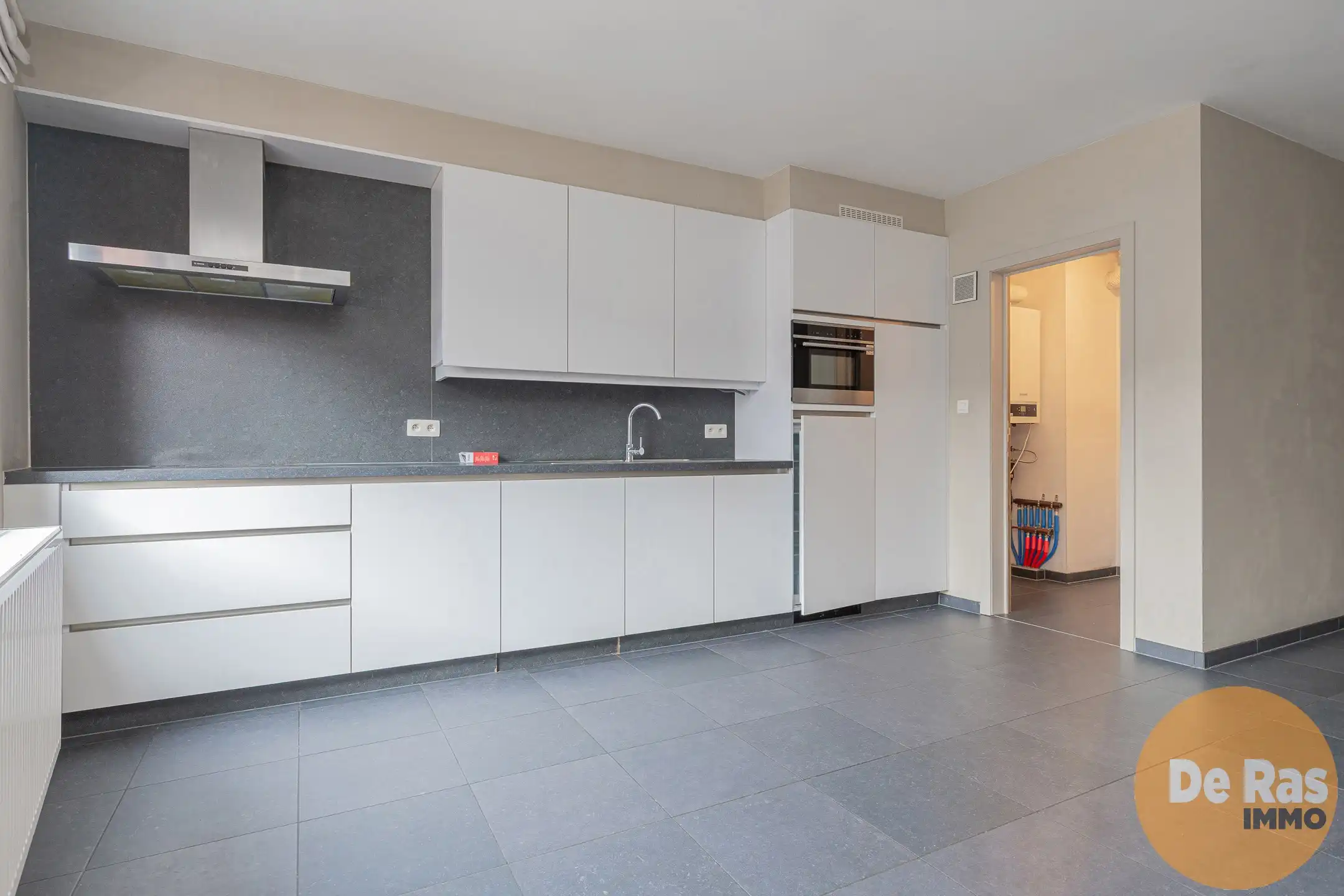 LEDE - Instapklaar appartement met 2 kamers nabij de markt foto 8