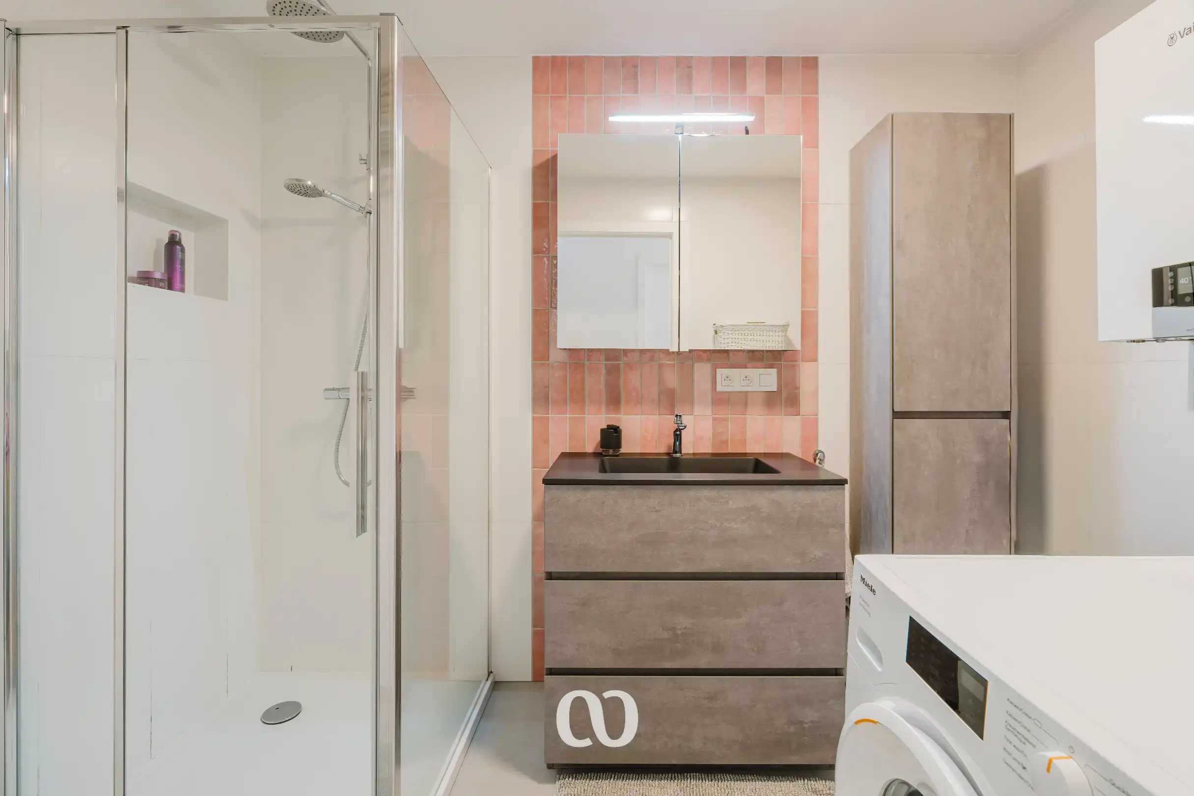 Instapklaar appartement met groot terras foto 10