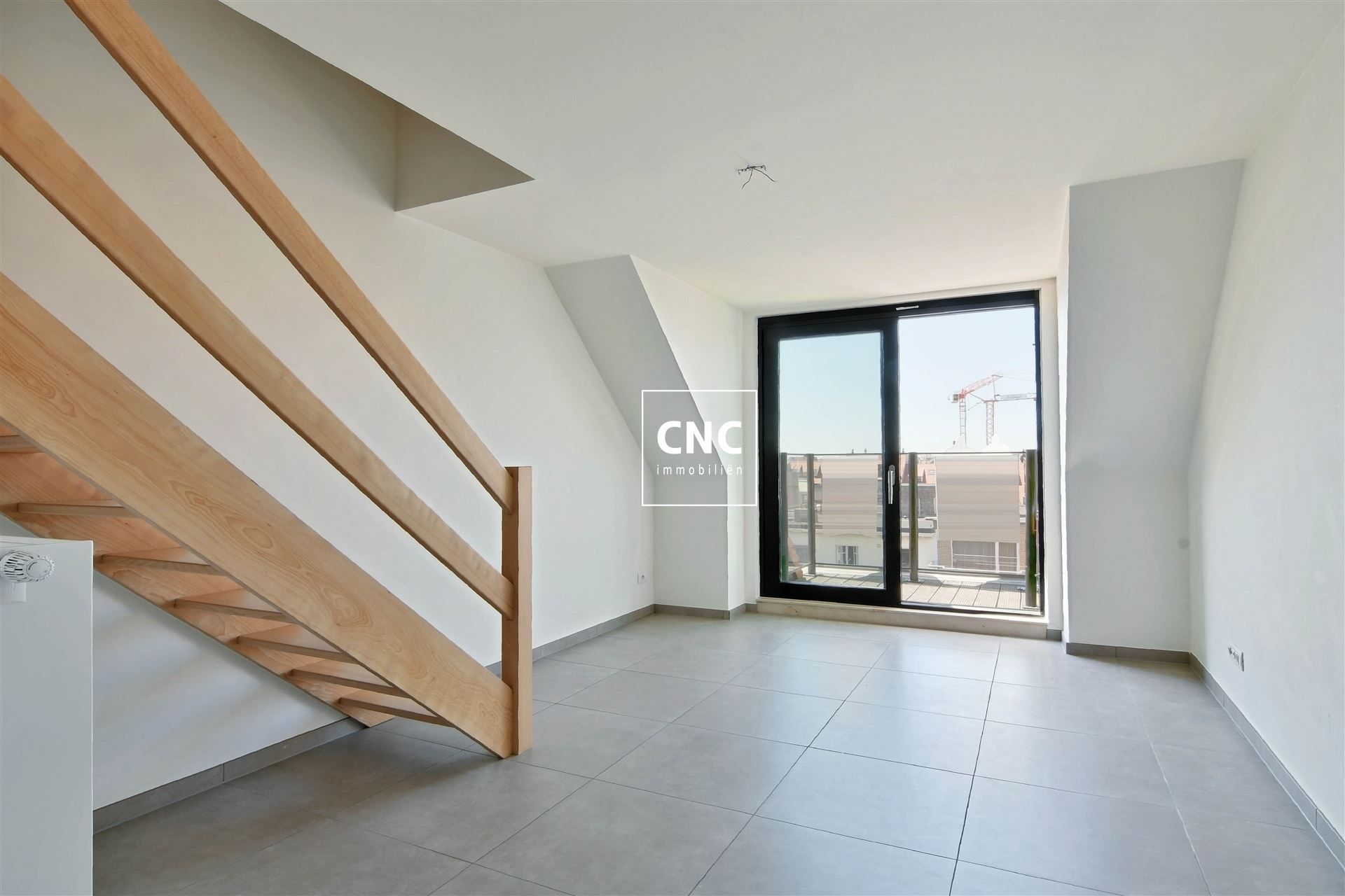 Duplex-appartment met 2 slaapkamers in recente residentie met prachtig zicht op de golf ! foto 8