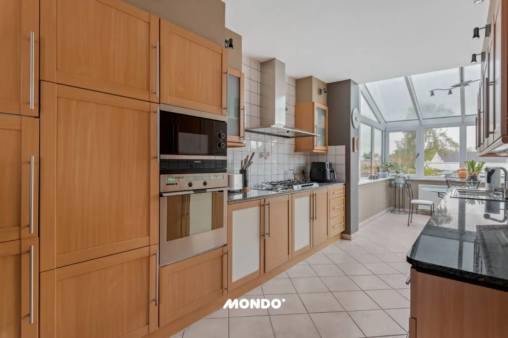 Combinatie van handel en wonen in centraal gelegen pand foto 14