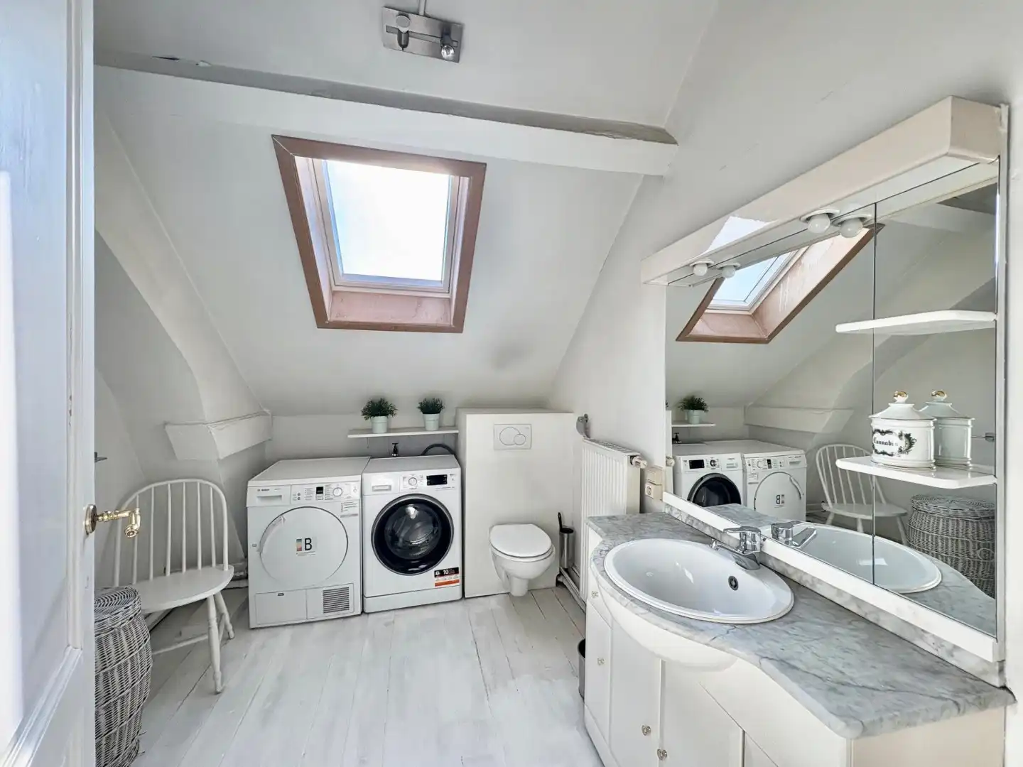 Gemeubeld duplex-appartement met terras in het hart van de stad foto 17