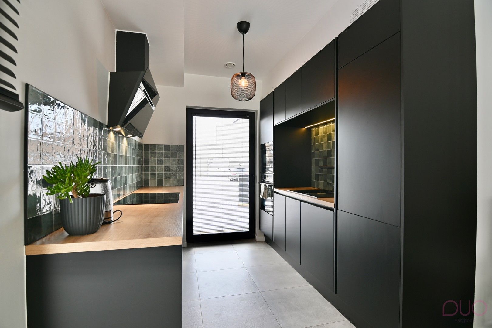 Instapklare halfopen bebouwing uit 2020 in Tongerse stadsrand. foto 6