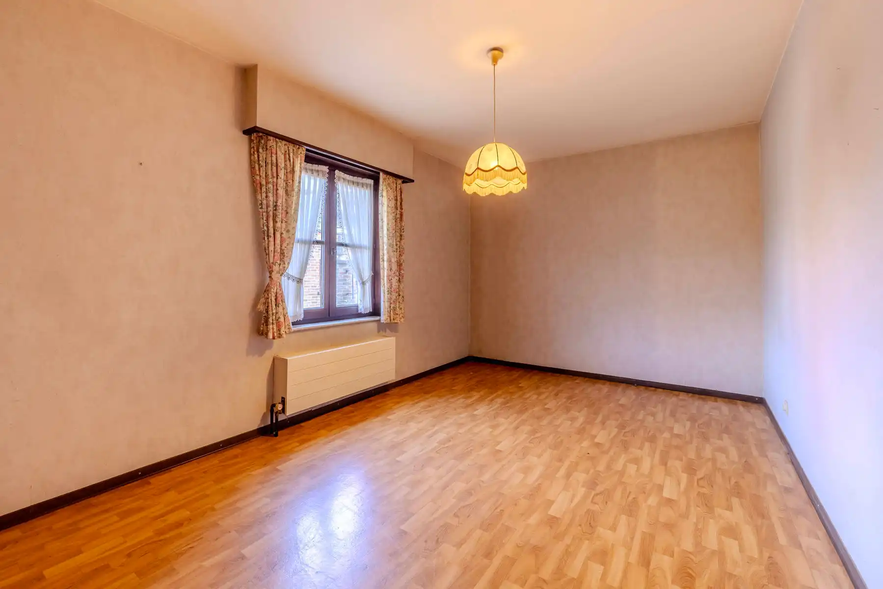 Open bebouwing met 3slpk, tuin en garage foto 5