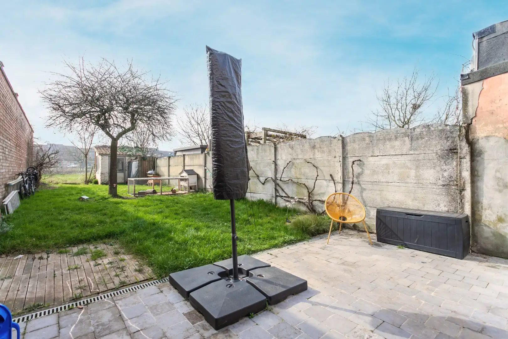 Instapklare woning met 4 slaapkamers en tuin te Huizingen foto 14