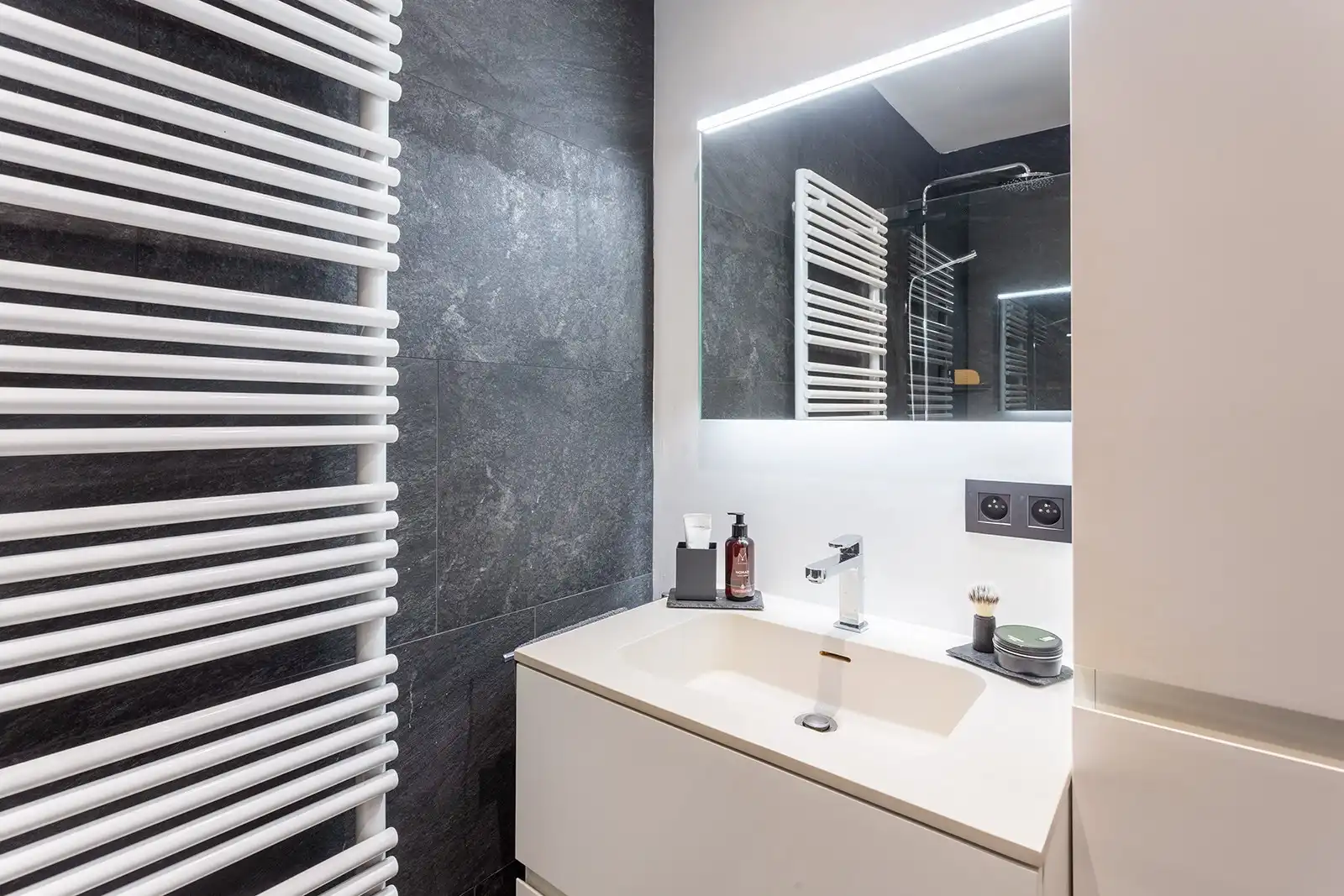 Energiezuinig 3-slaapkamerapp. nabij Centraal Station foto 17