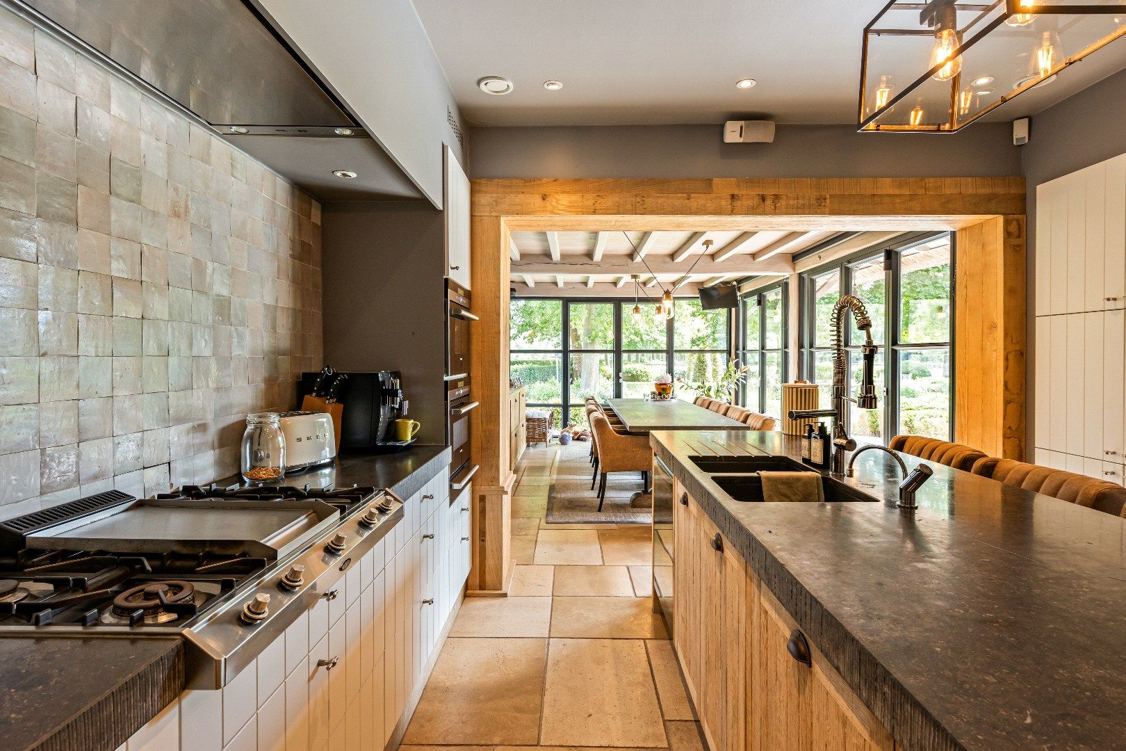 Prachtige landelijke villa met gezinstuin en graslanden op 32.558m² foto 10