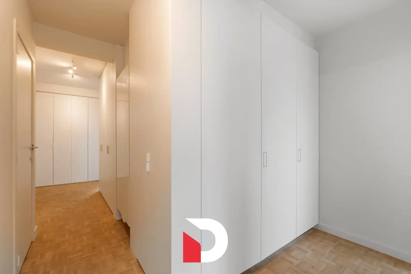 Schitterend gerenoveerd appartement op gunstige locatie in Sint-Andries foto 15