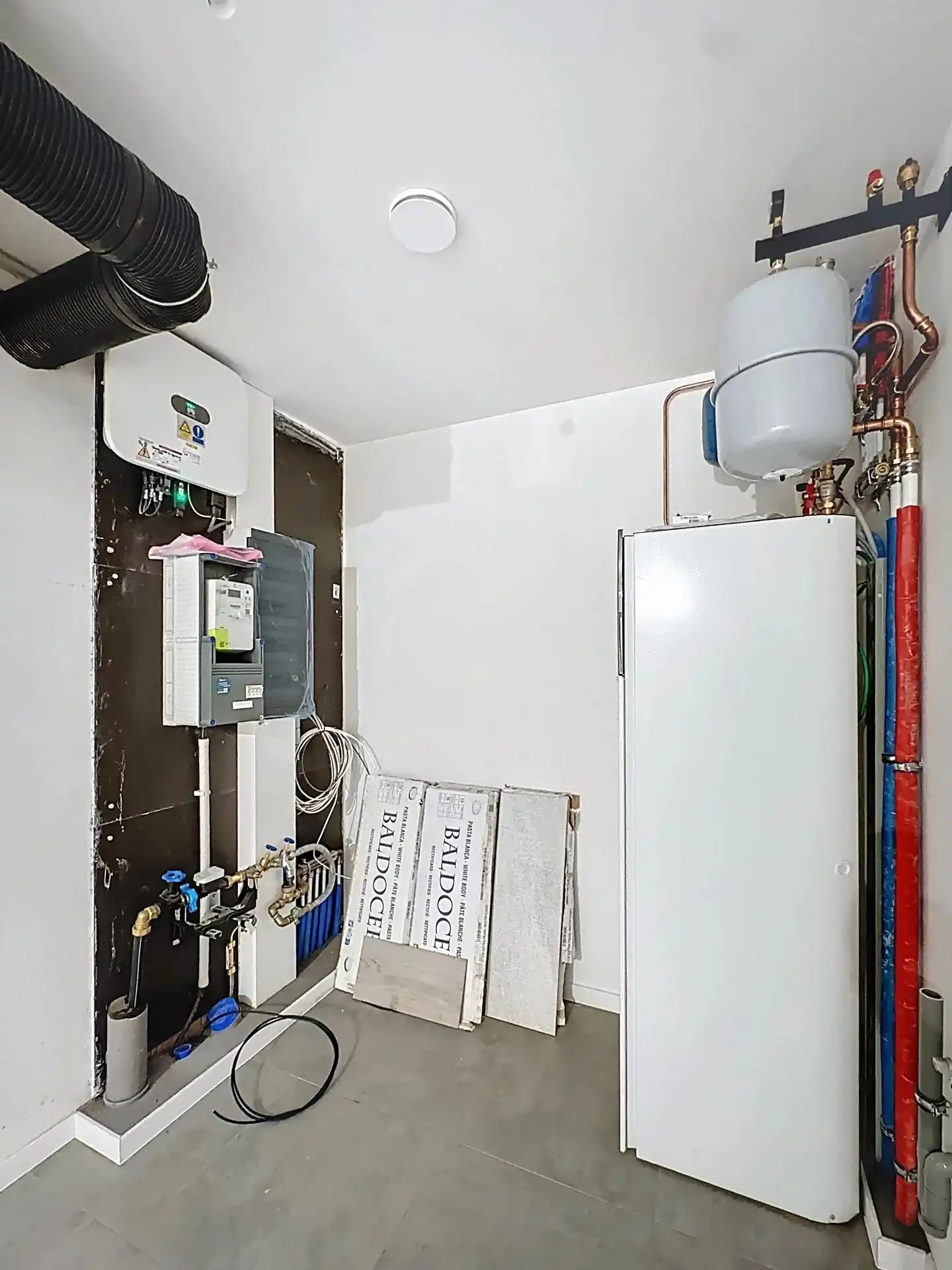 Moderne BEN-woning met 3 slaapkamers en een carport op een mooi perceel. foto 29