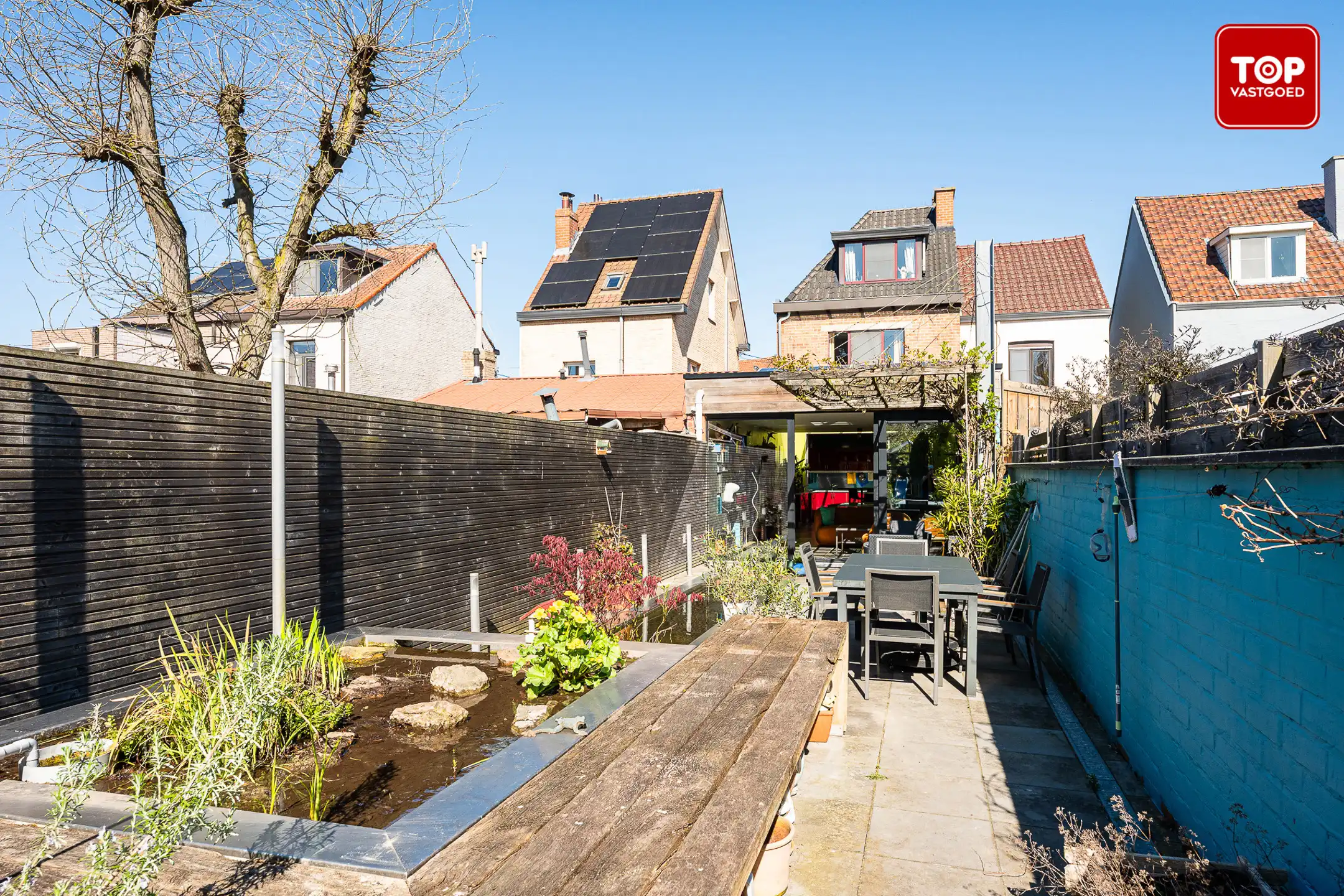 Instapklare woning met 4 slaapkamers, garage en prachtige tuin.  foto 12
