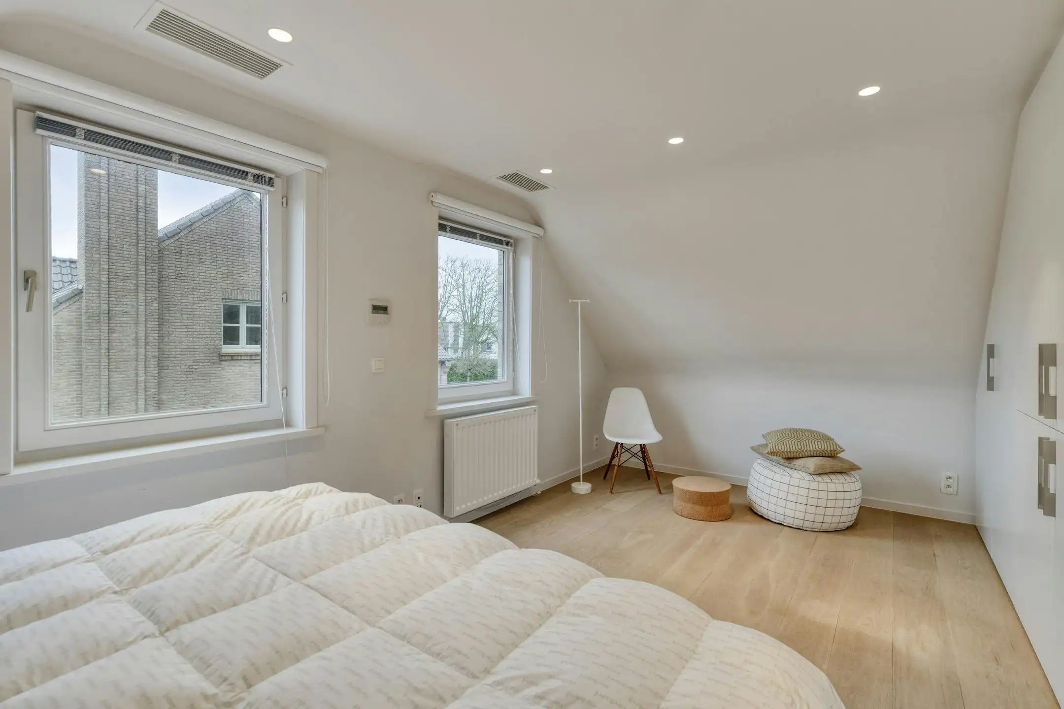 Villa met twee vergunde vakantiewoningen te Sint-Idesbald foto 10