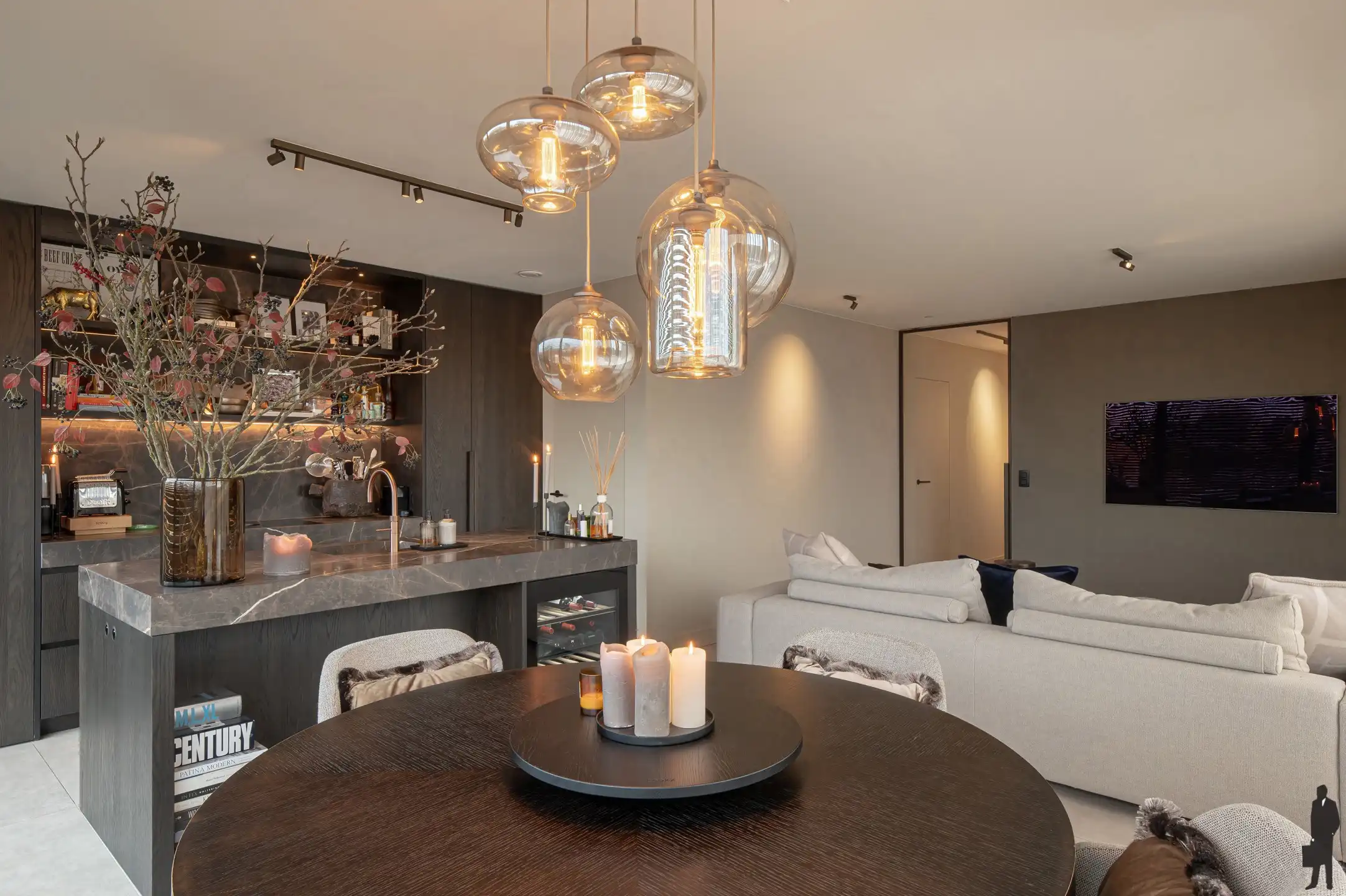 Zeer luxe afgewerkt nieuwbouw appartement van ca. 110 m² met uitzonderlijk ruim ZW-terras van ca. 70 m² in het centrum van Hoogstraten! foto 11