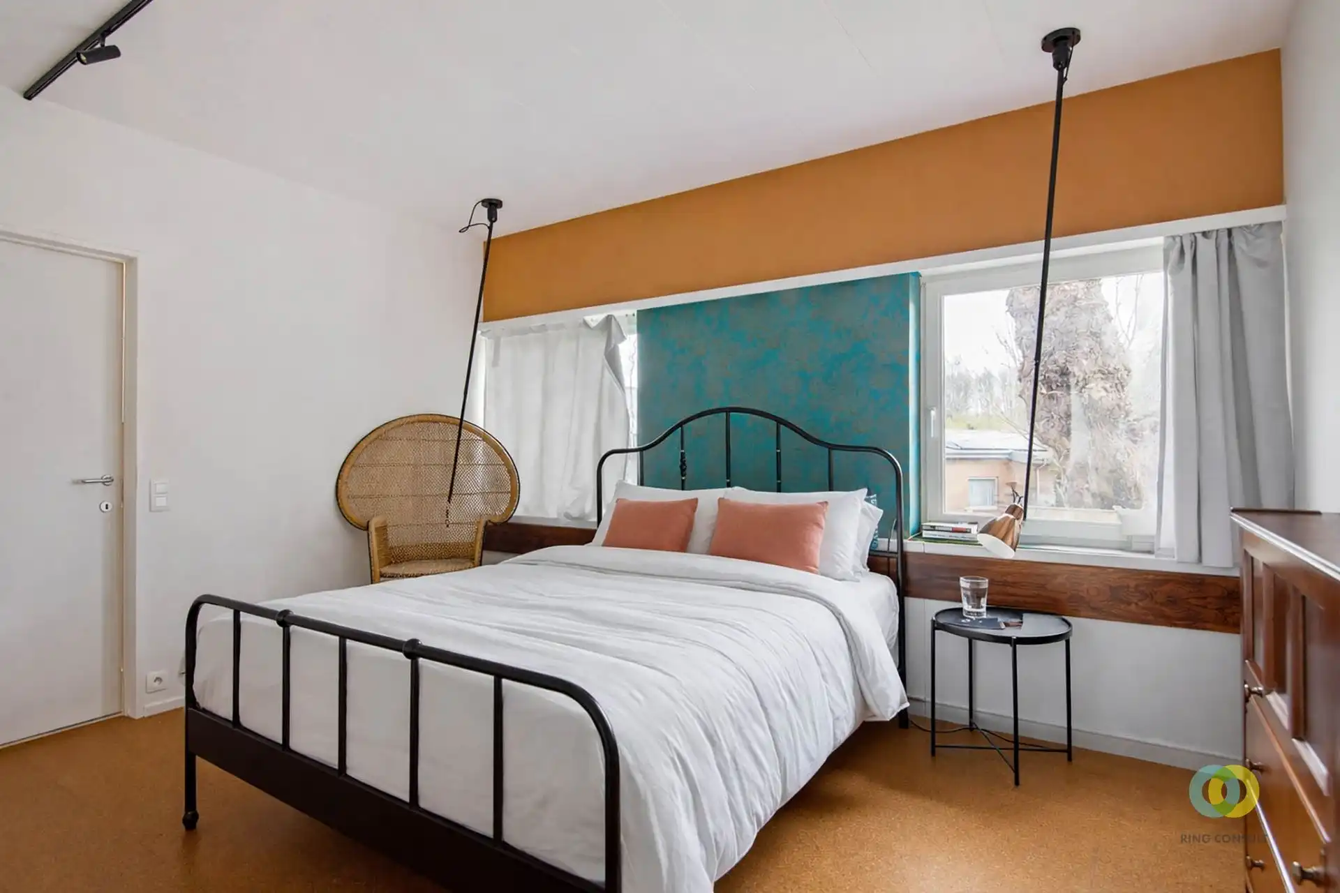 Ruime villa met praktijkmogelijkheden en zicht op groen foto 12