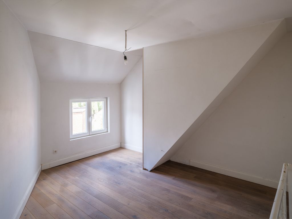 Lichtrijke en instapklare woning met stadskoer nabij Gent Centrum foto 11