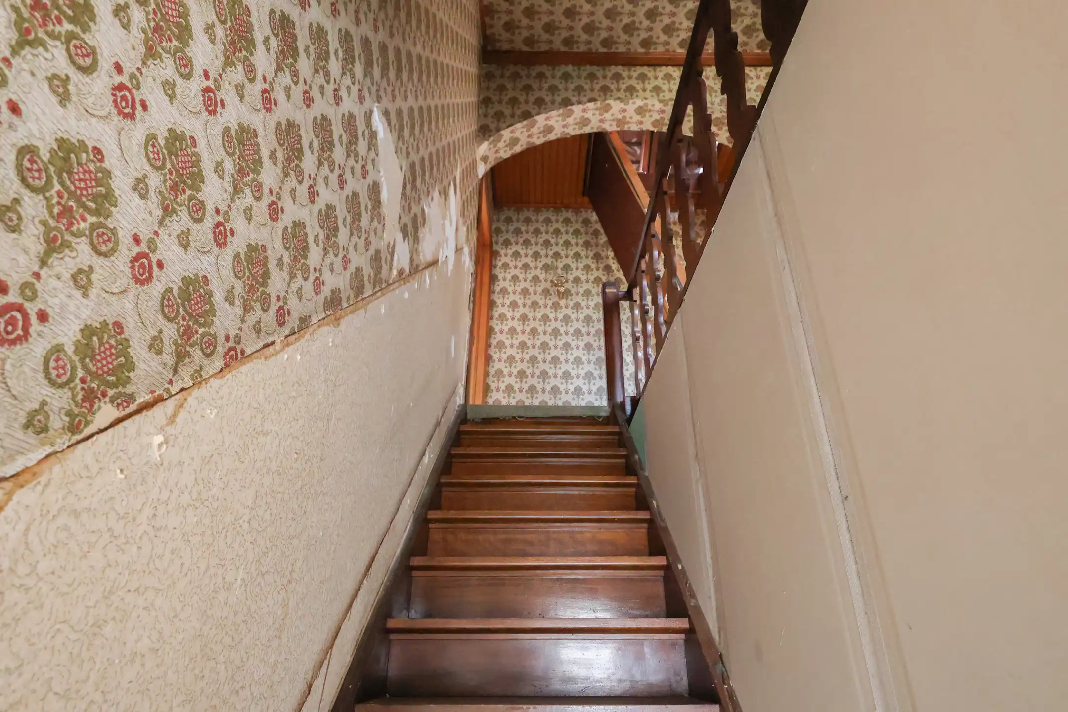 KORTENBERG – Te renoveren 2-gevelwoning met ruime tuin in het centrum foto 9